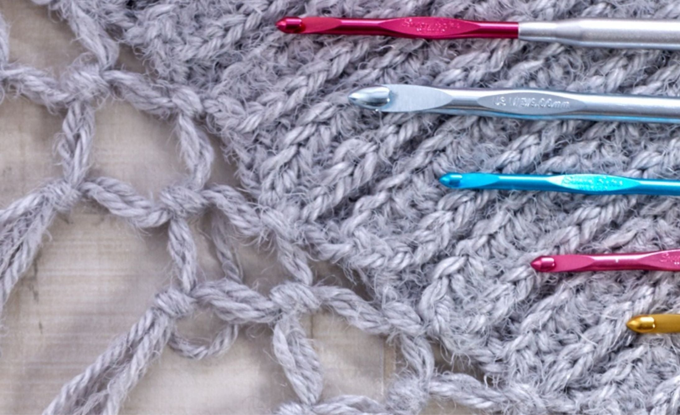 A Guide To Susan Bates Ergonomic Crochet Hooks  Crochet hooks, Ergonomic  crochet hook, Ergonomic crochet