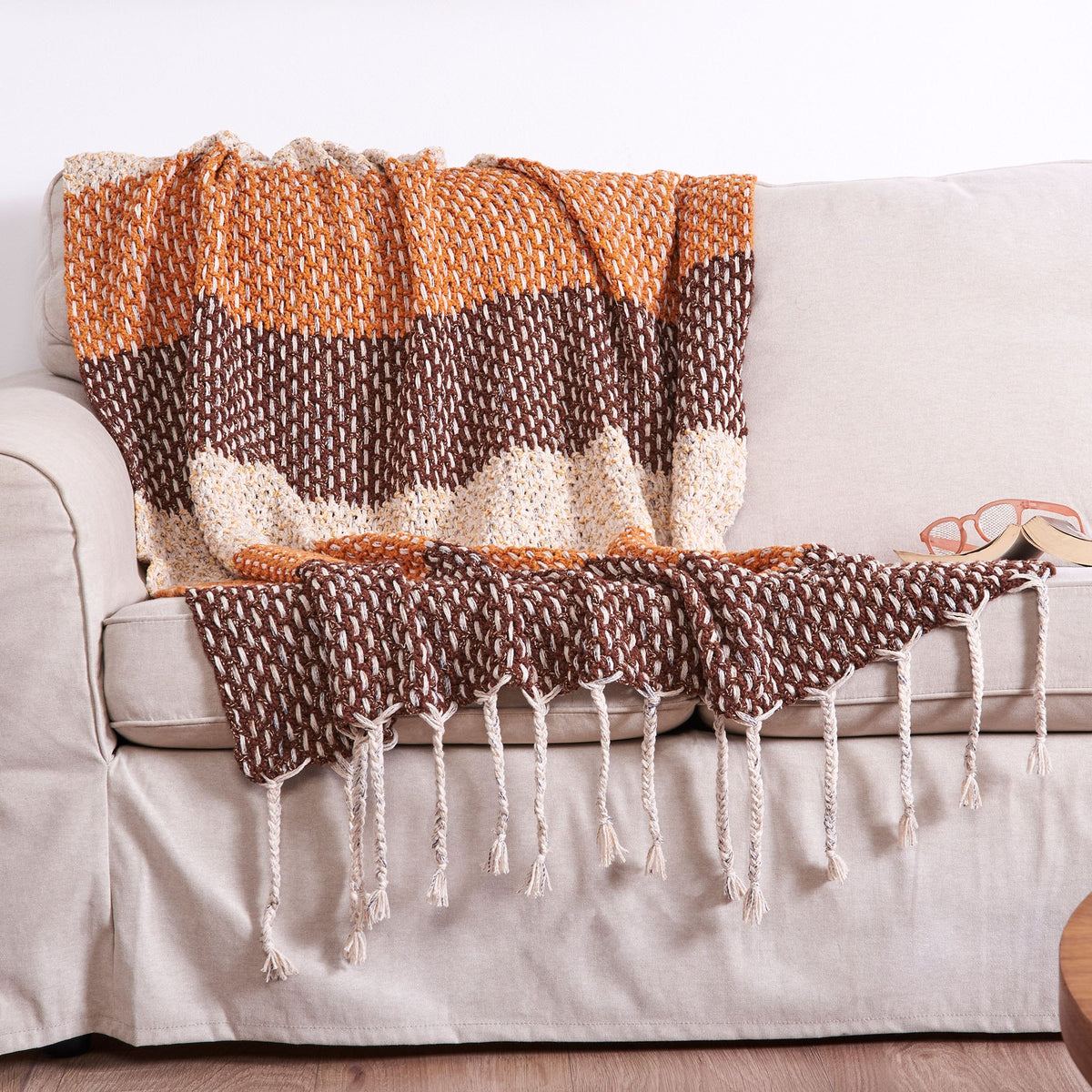 Crochet LookThrow made in Bernat Lattice Yarn