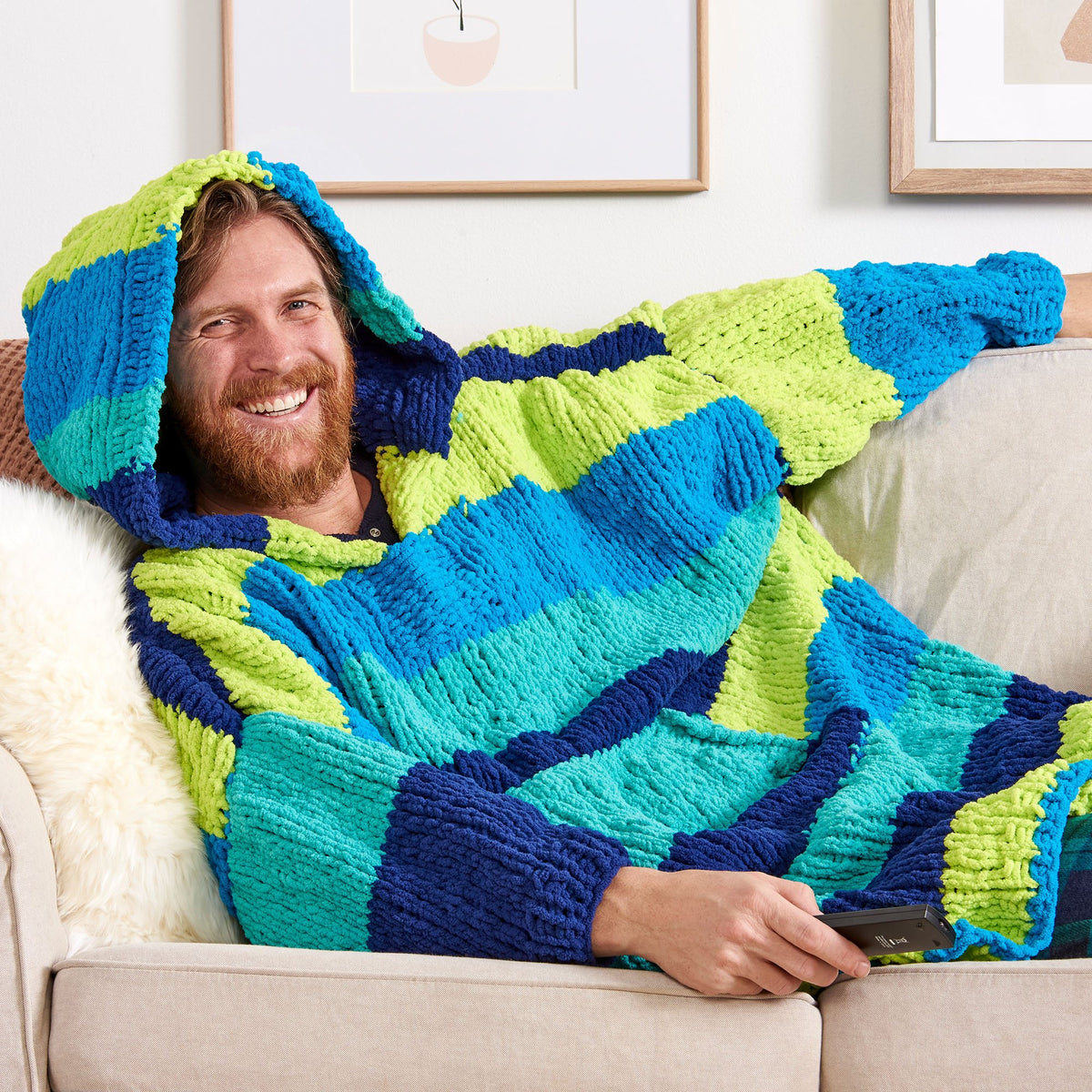 Knit Blanket Hoodie made in Bernat Blanket Stripes Yarn