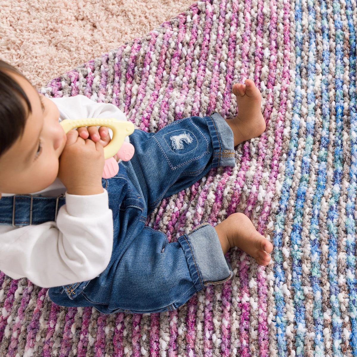 Knit Blanket made in Bernat Baby Blanket Yarn