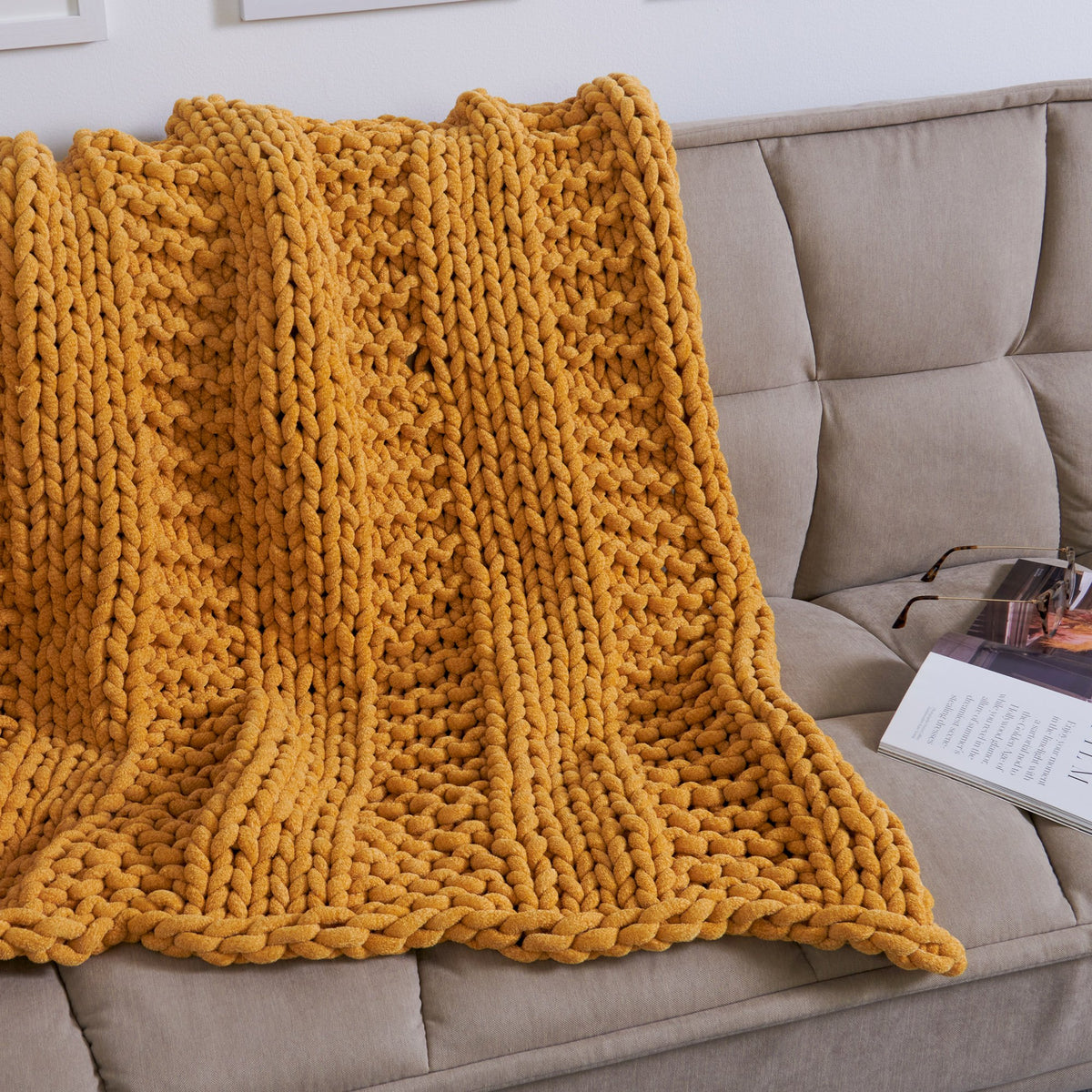 Knit Blanket made in Bernat Plush Big Yarn