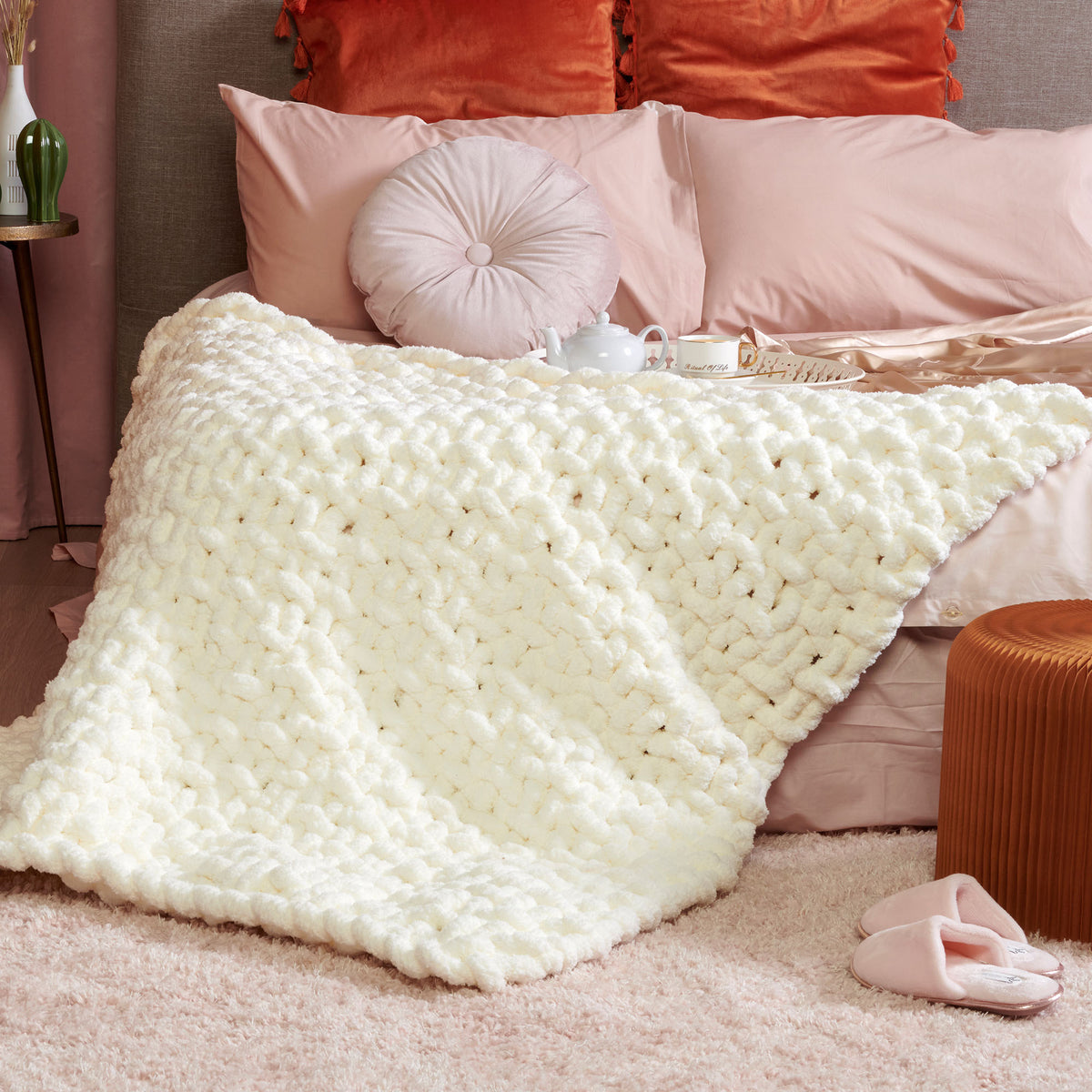 Craft Blanket made in Bernat Blanket Bigger Yarn