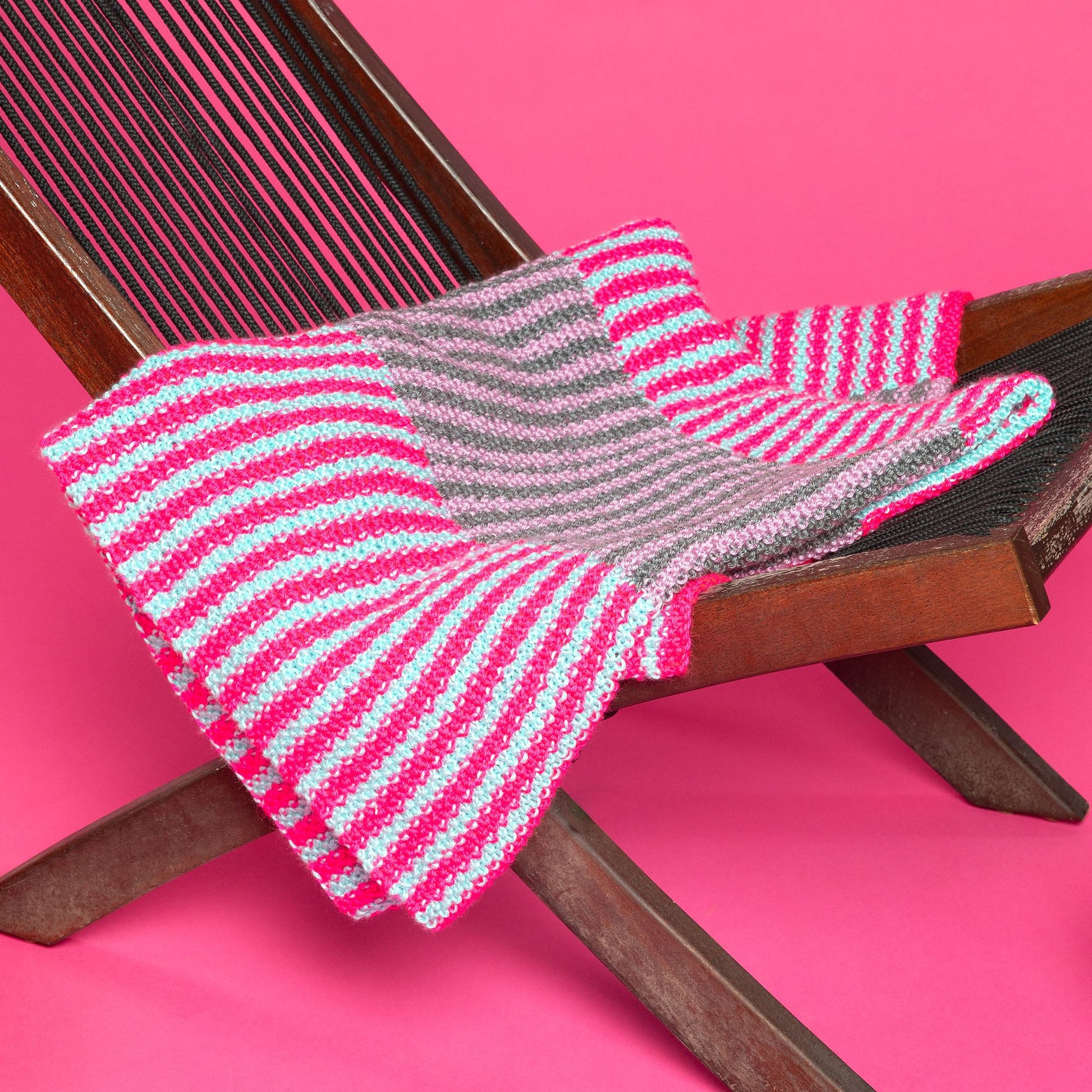 Free Caron Bright Knit Beach Blanket Pattern