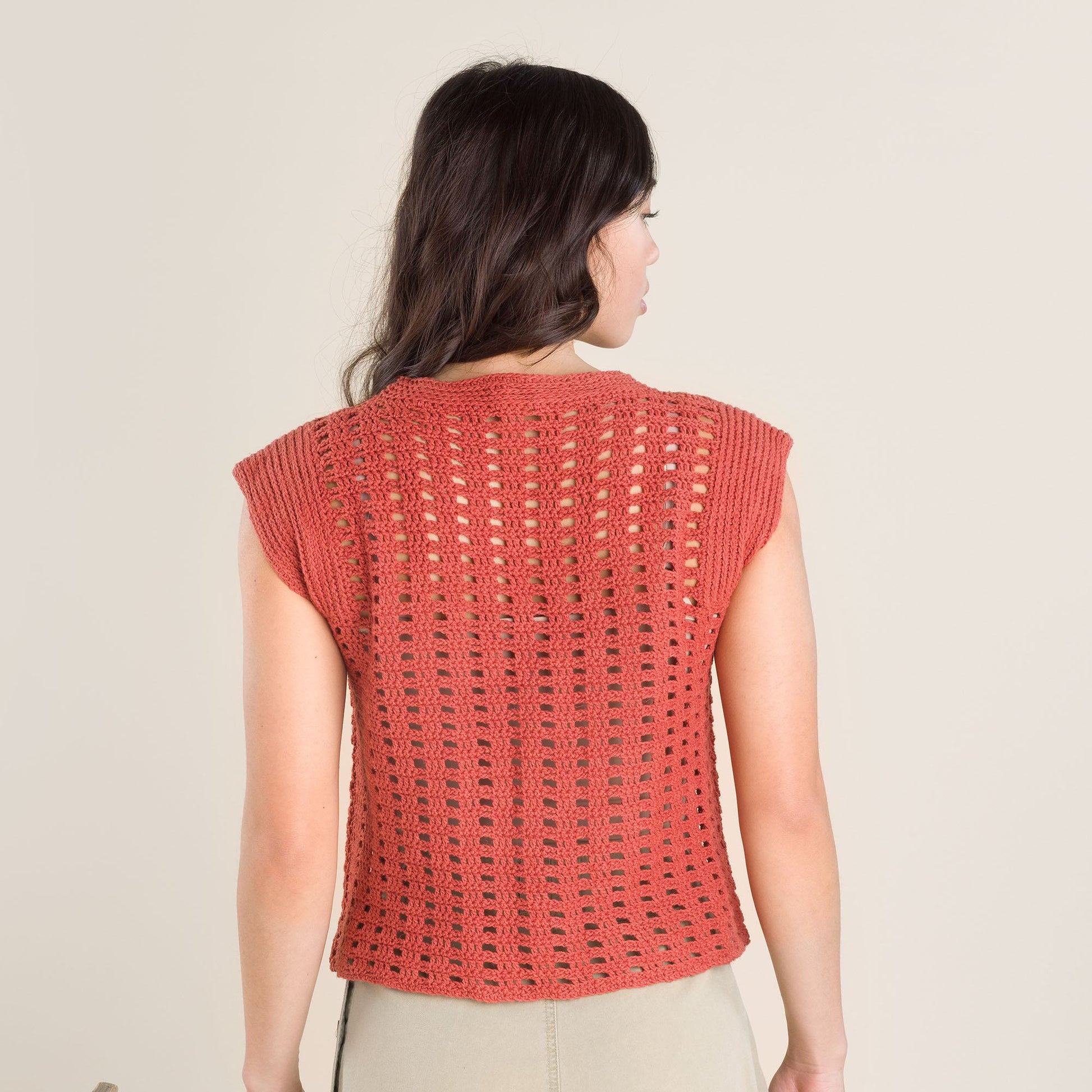 Free Patons Linen On the Grid Crochet Top Pattern