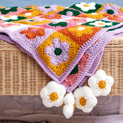 Red Heart Field of Daisies Crochet Blanket Red Heart Field of Daisies Crochet Blanket