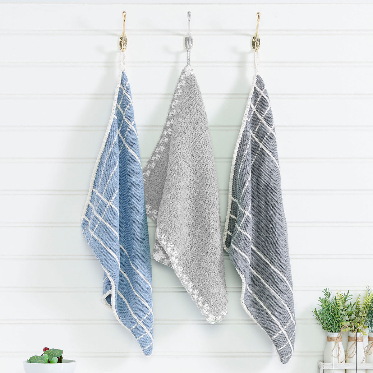 Knit Kitchen Towel made in Lily The Original Yarn
