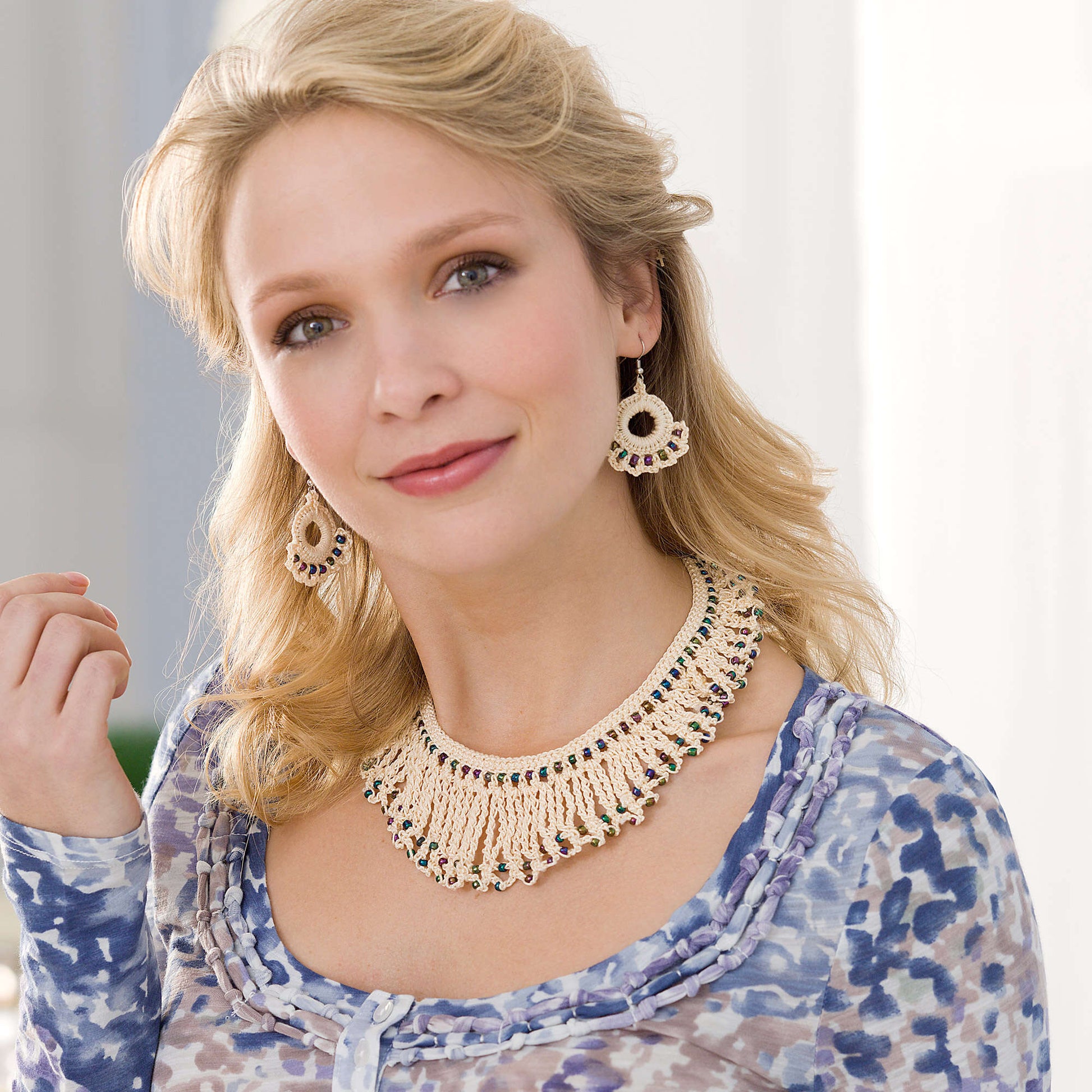 Free Aunt Lydia's Beaded Necklace and Earrings Crochet Pattern