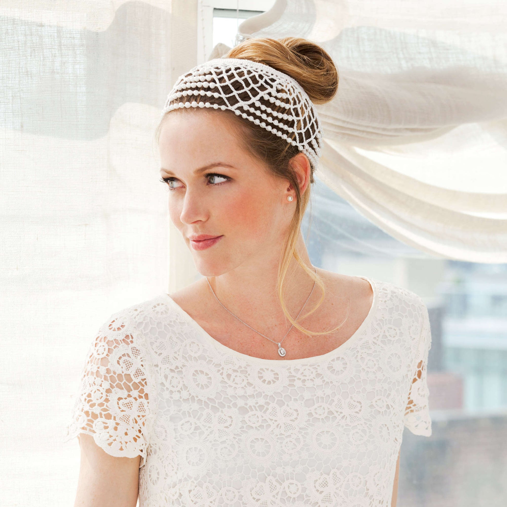 Free Aunt Lydia's Wedding Headdress Crochet Pattern