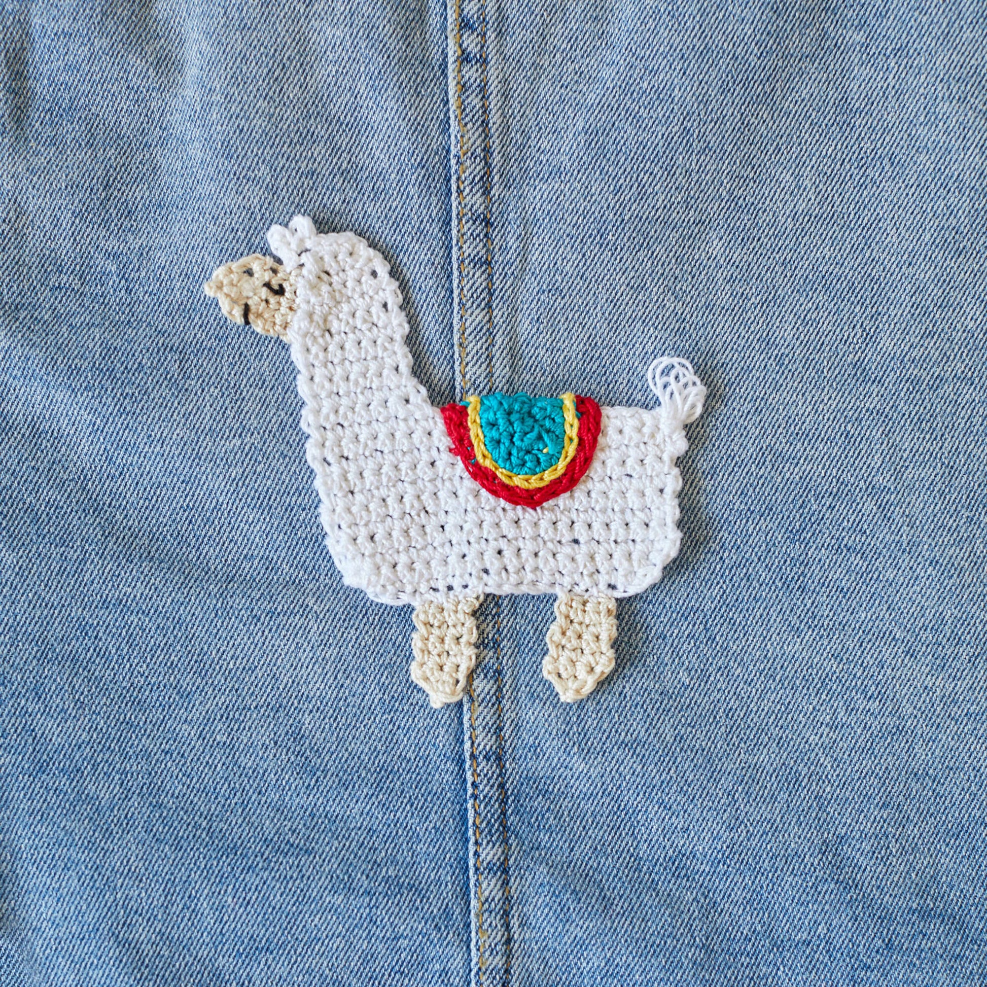 Free Aunt Lydia's No Problem-ma Llama Applique Crochet Pattern
