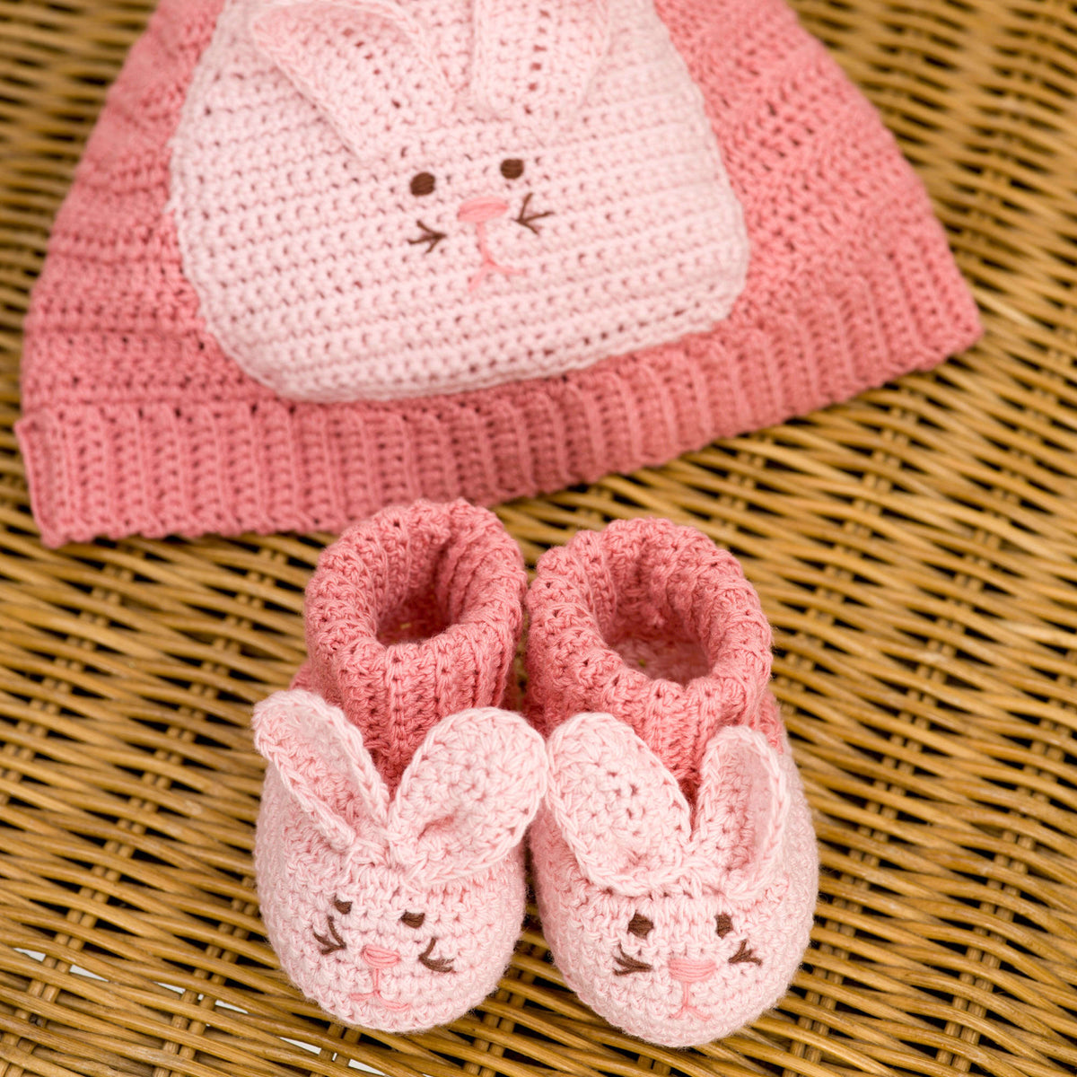Crochet Hat made in Aunt Lydia's Bamboo Crochet Thread Size 10 yarn