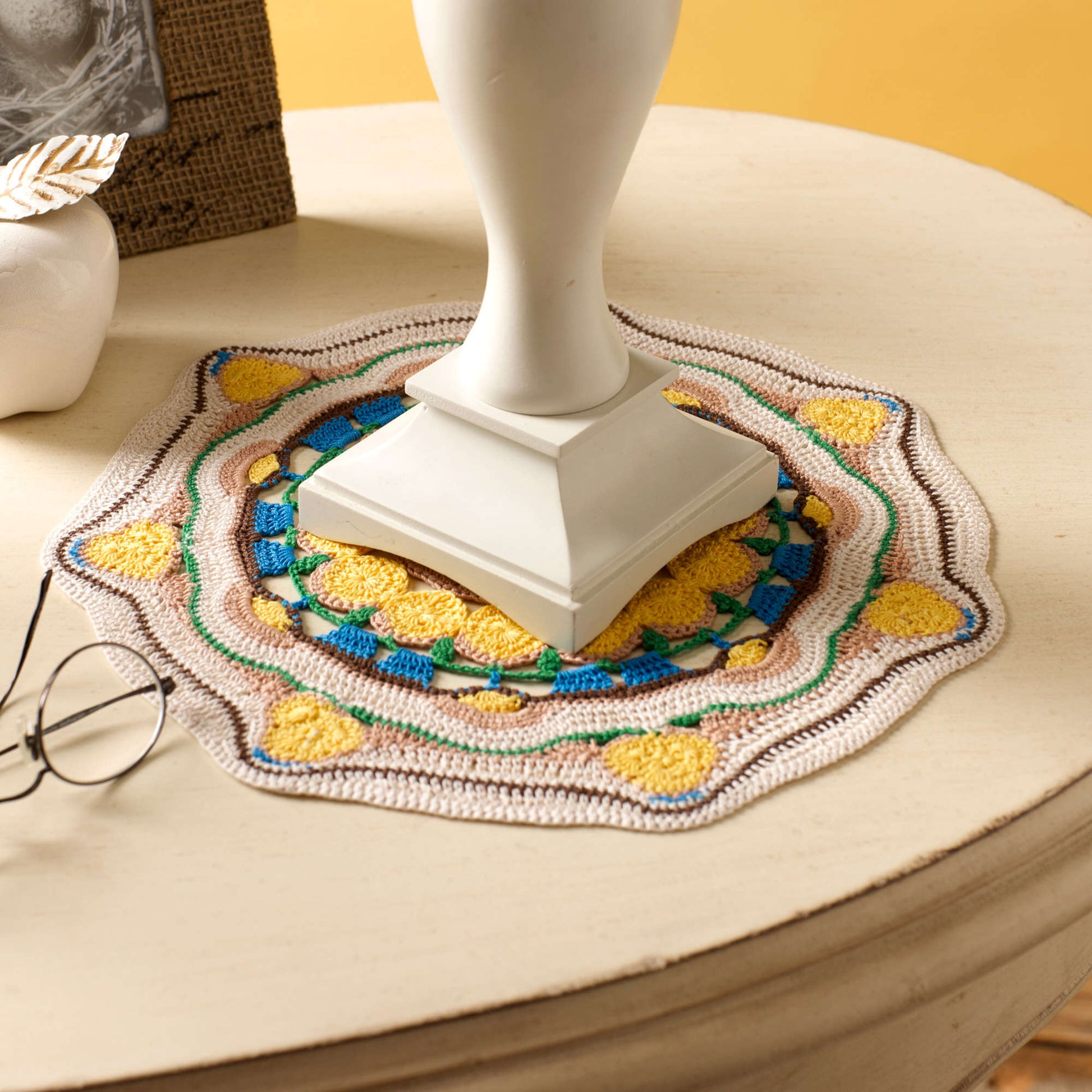 Free Aunt Lydia's Sun Blossom Mandala Doily Crochet Pattern