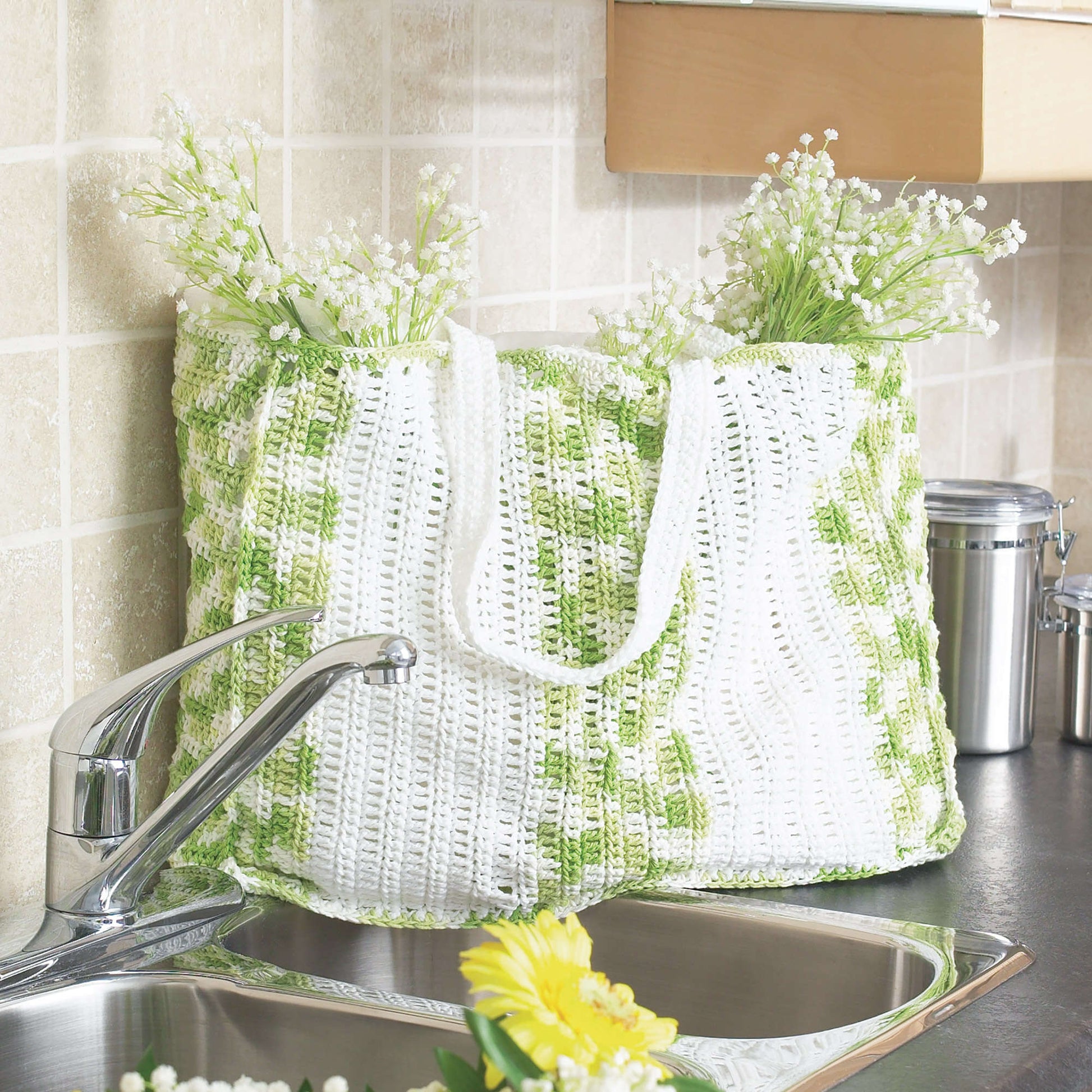 Free Bernat Shopping Bag Crochet Pattern