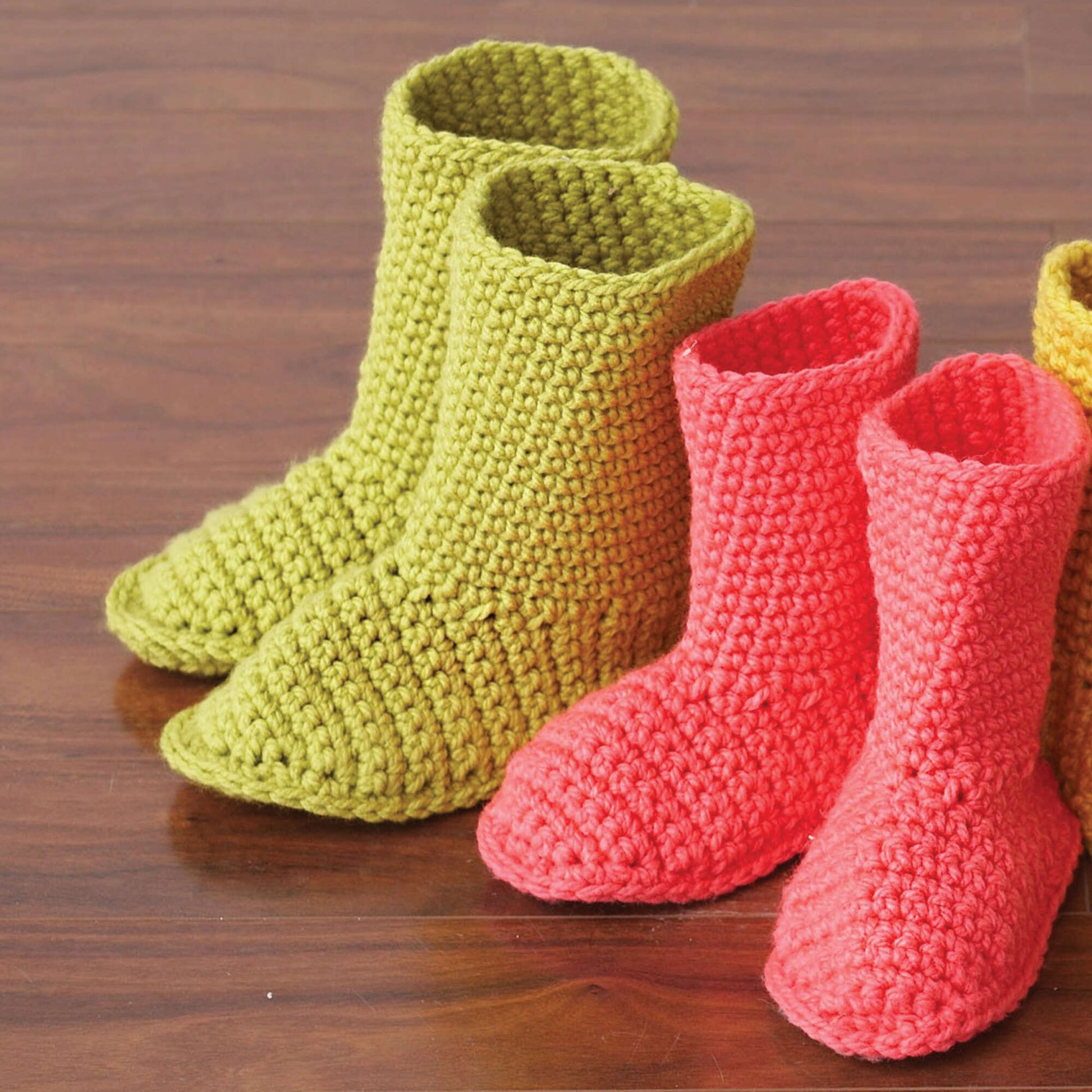 Free Bernat Slipper Boots Crochet Pattern