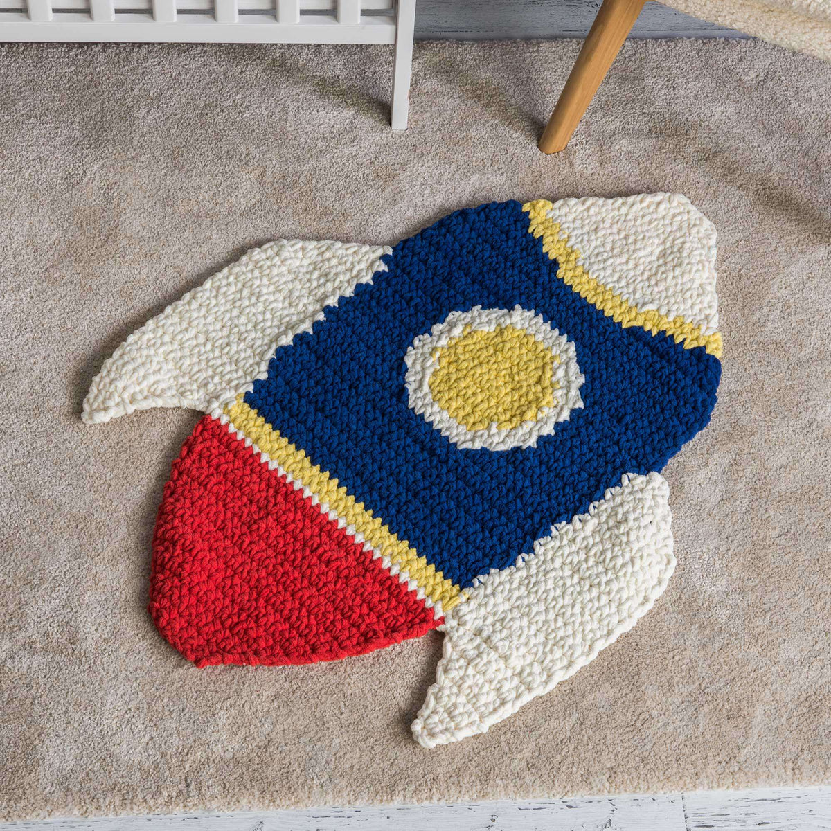 Crochet Rug made in Bernat Baby Blanket Sparkle yarn