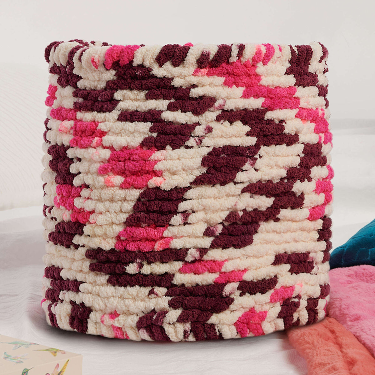 Crochet Basket made in Bernat Blanket Extra yarn