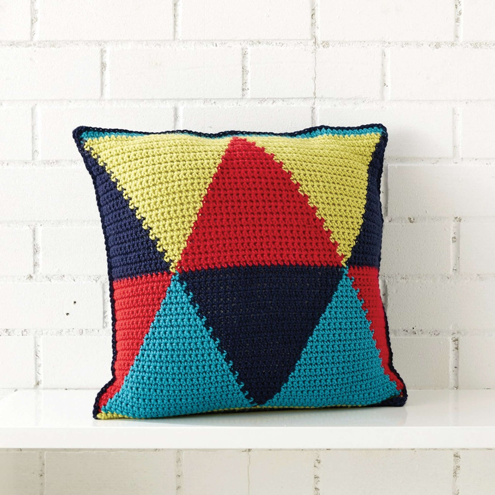 Free Bernat Bold Angles Pillow Crochet Pattern