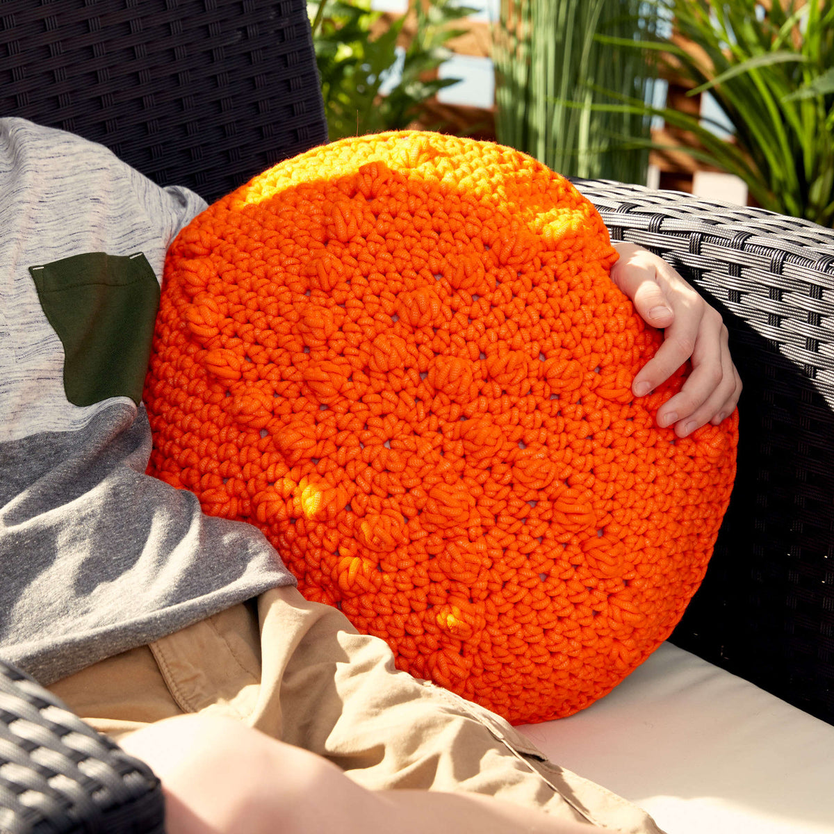 Crochet Pillow made in Bernat Maker Outdoor yarn