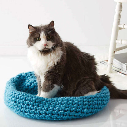 Bernat Cat Nap Nest Crochet Crochet Pet Bed made in Bernat Mega Bulky yarn