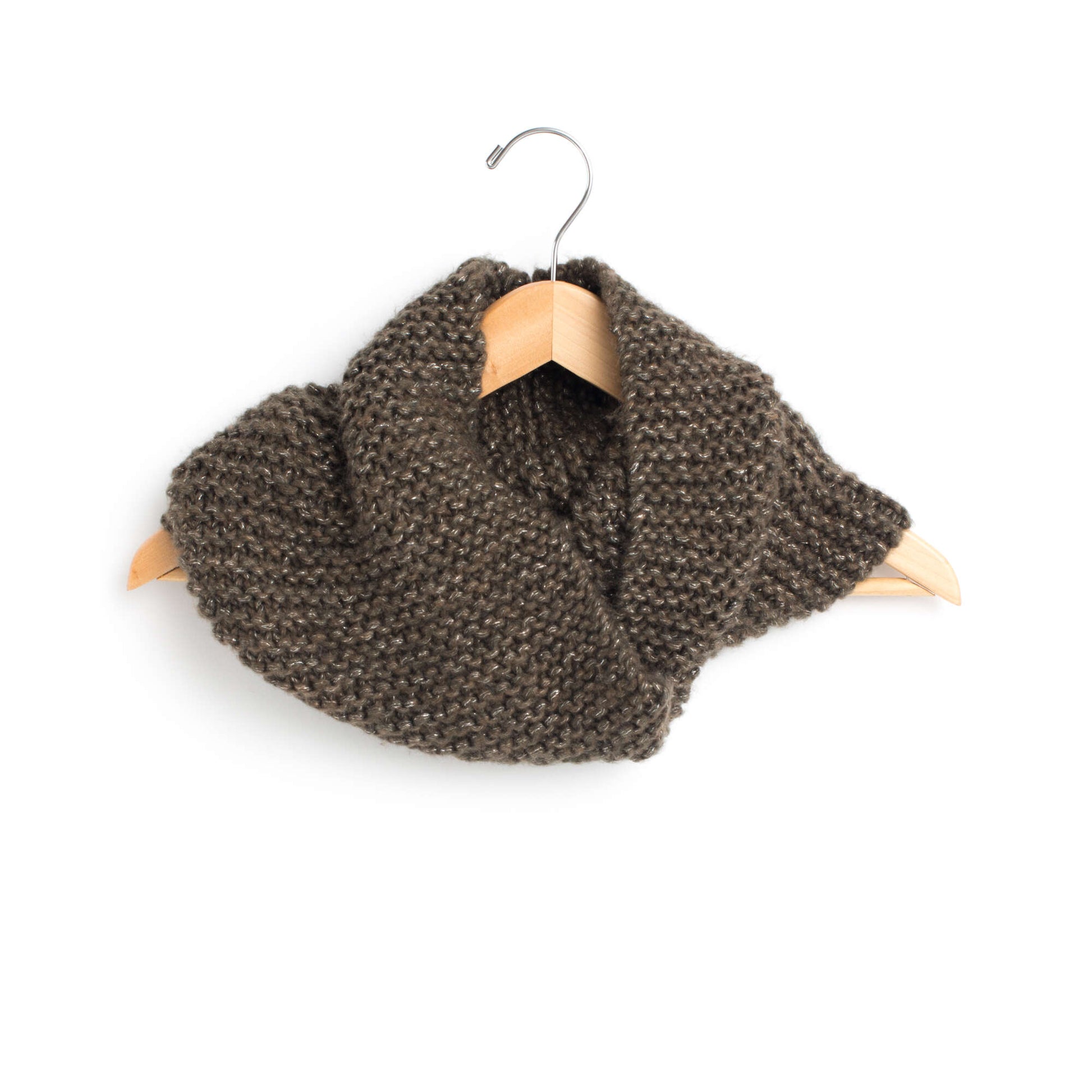 Free Bernat Shimmer Cowl Knit Pattern