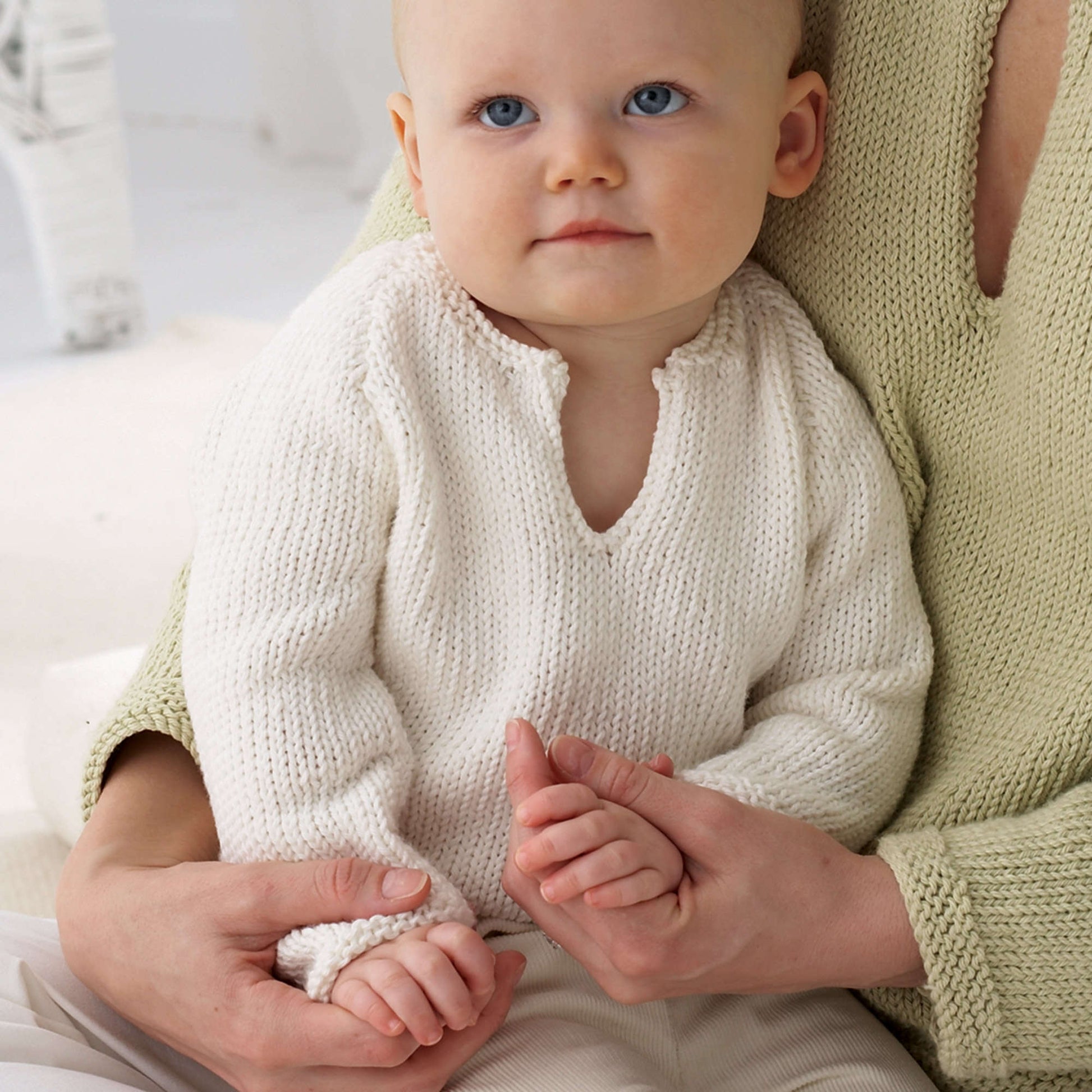 Free Bernat Baby's Pullover Knit Pattern