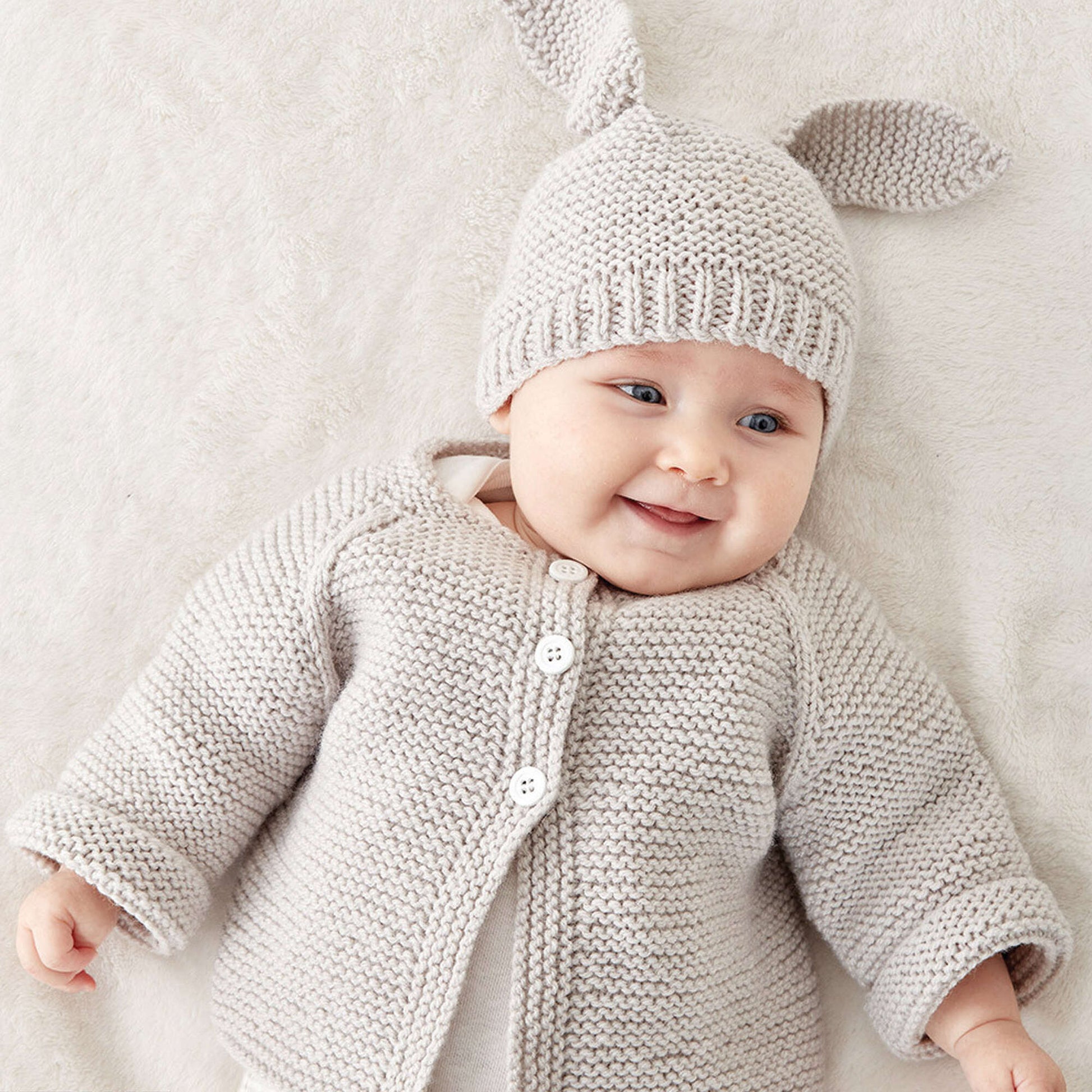 Free Bernat Knit Baby Jacket Set Pattern