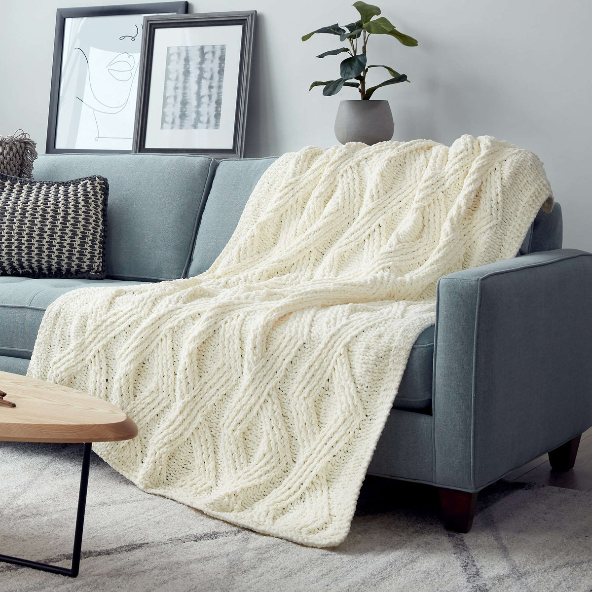 Bernat Blanket