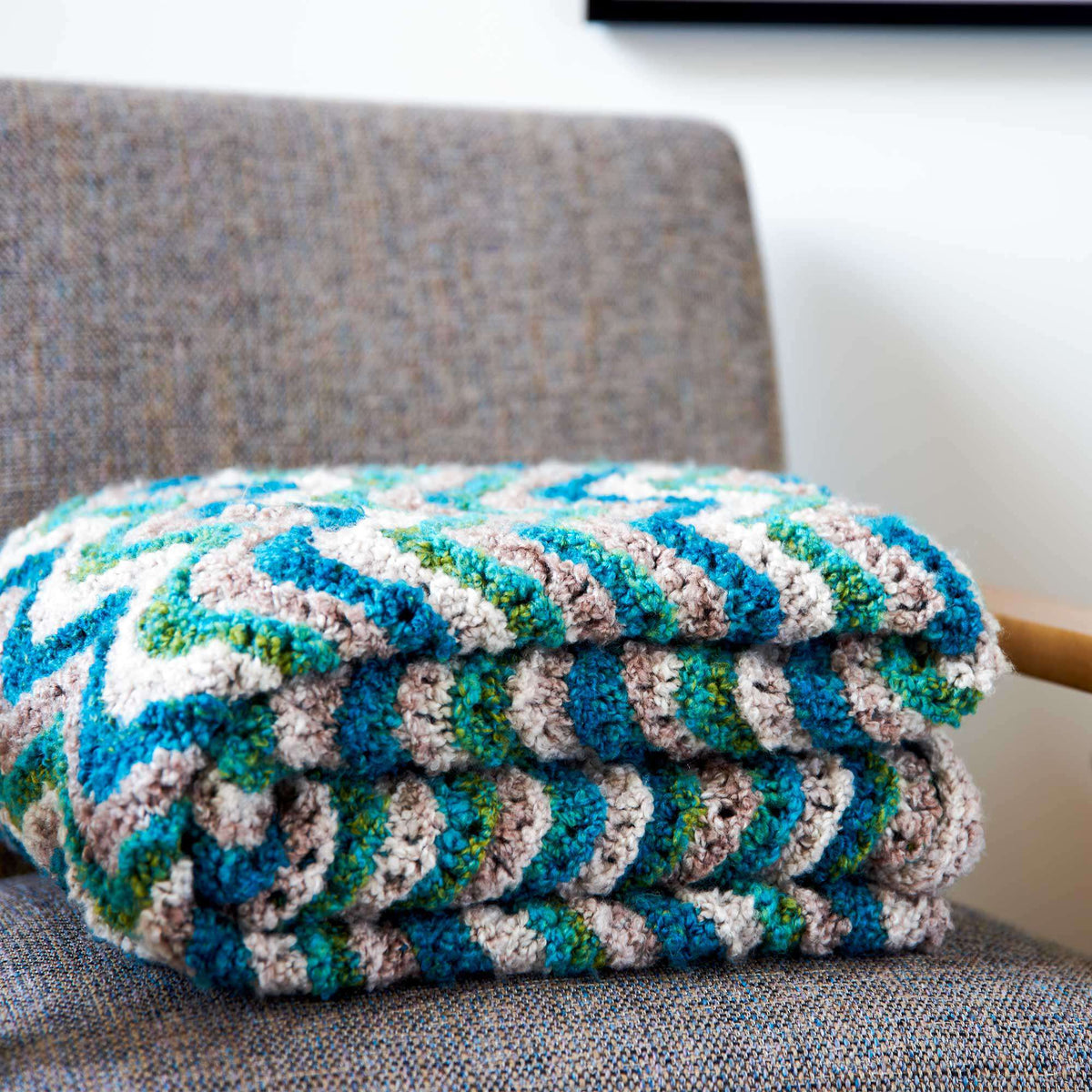 Knit Blanket made in Bernat Toasty yarn