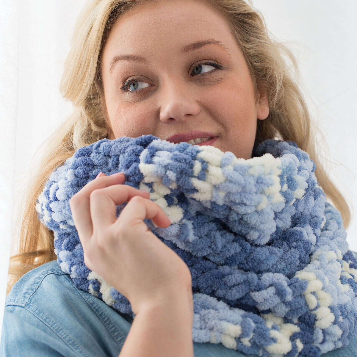 Craft Cowl made in Bernat Blanket-EZ yarn