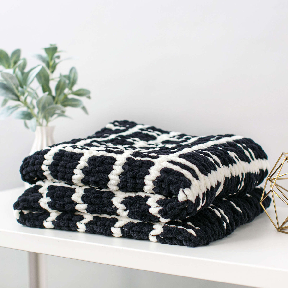 Craft Blanket made in Bernat Blanket-EZ yarn
