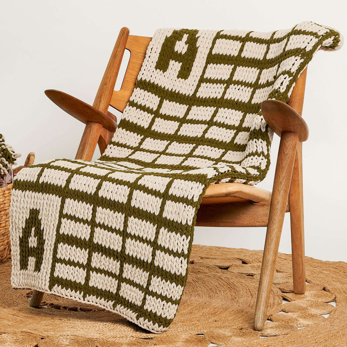 Craft Blanket made in Bernat Alize Blanket EZ Graph-it yarn