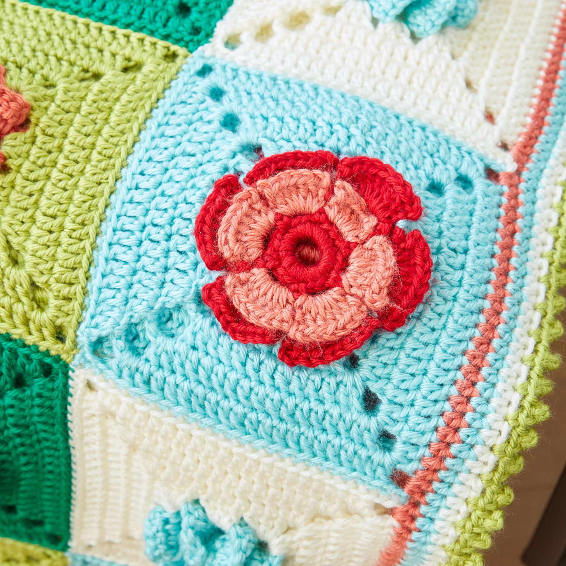 Free Caron Floral Granny Crochet Afghan Pattern