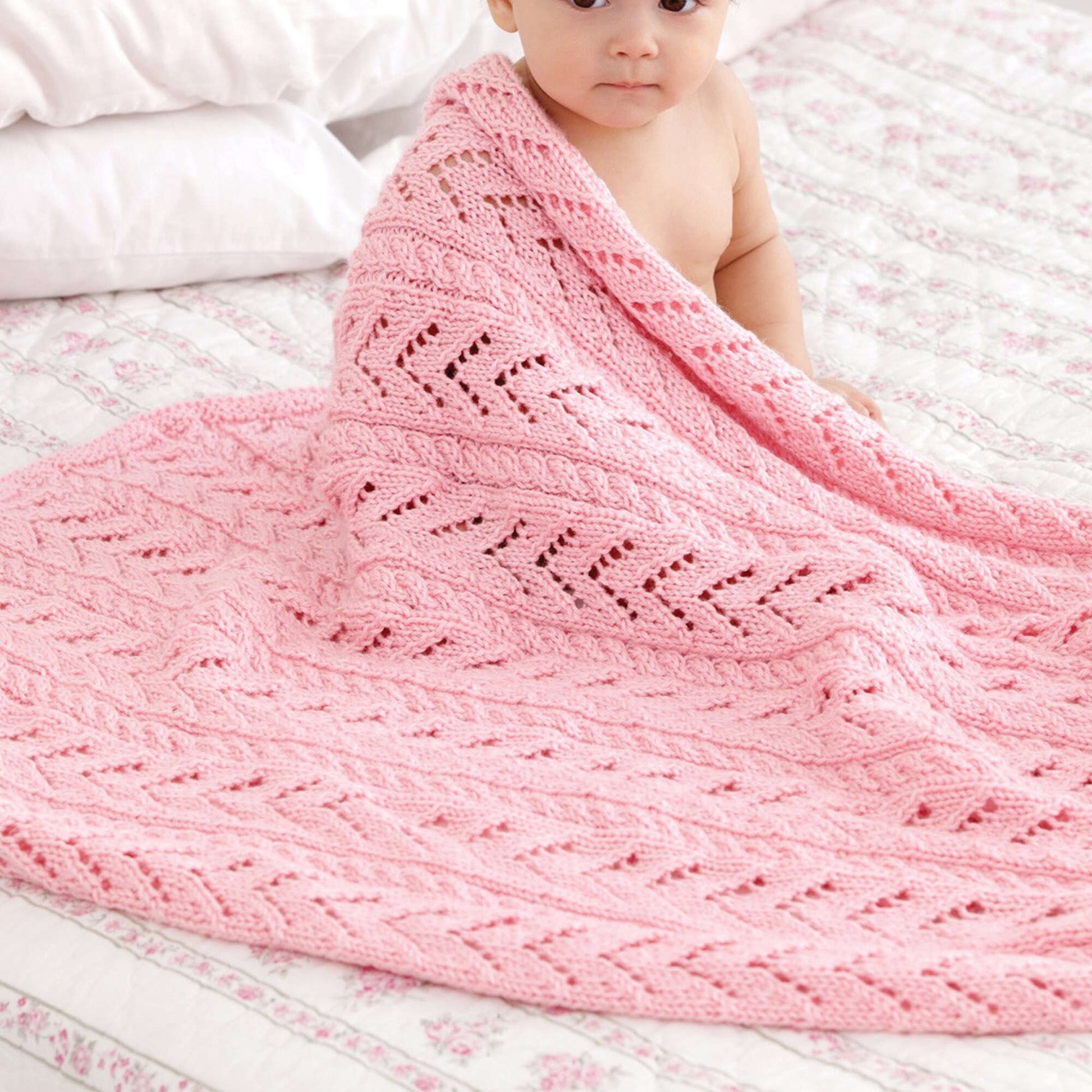 Free Caron Little Girl Pink Knit Baby Blanket Pattern