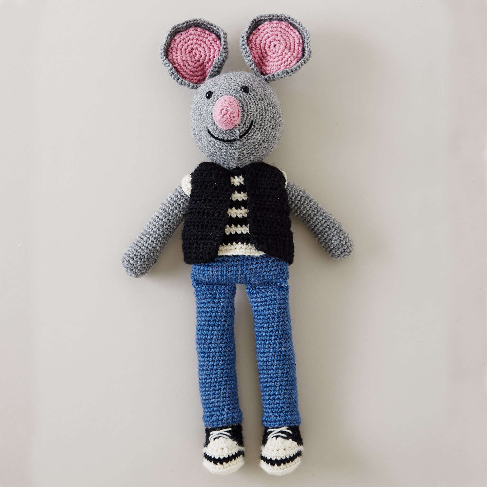 Free Patons City Mouse Doll Crochet Pattern