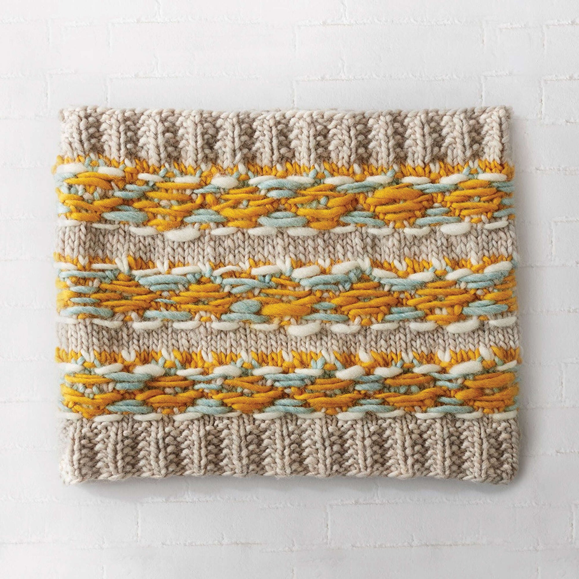 Free Patons Strand-Tastic Cowl Knit Pattern