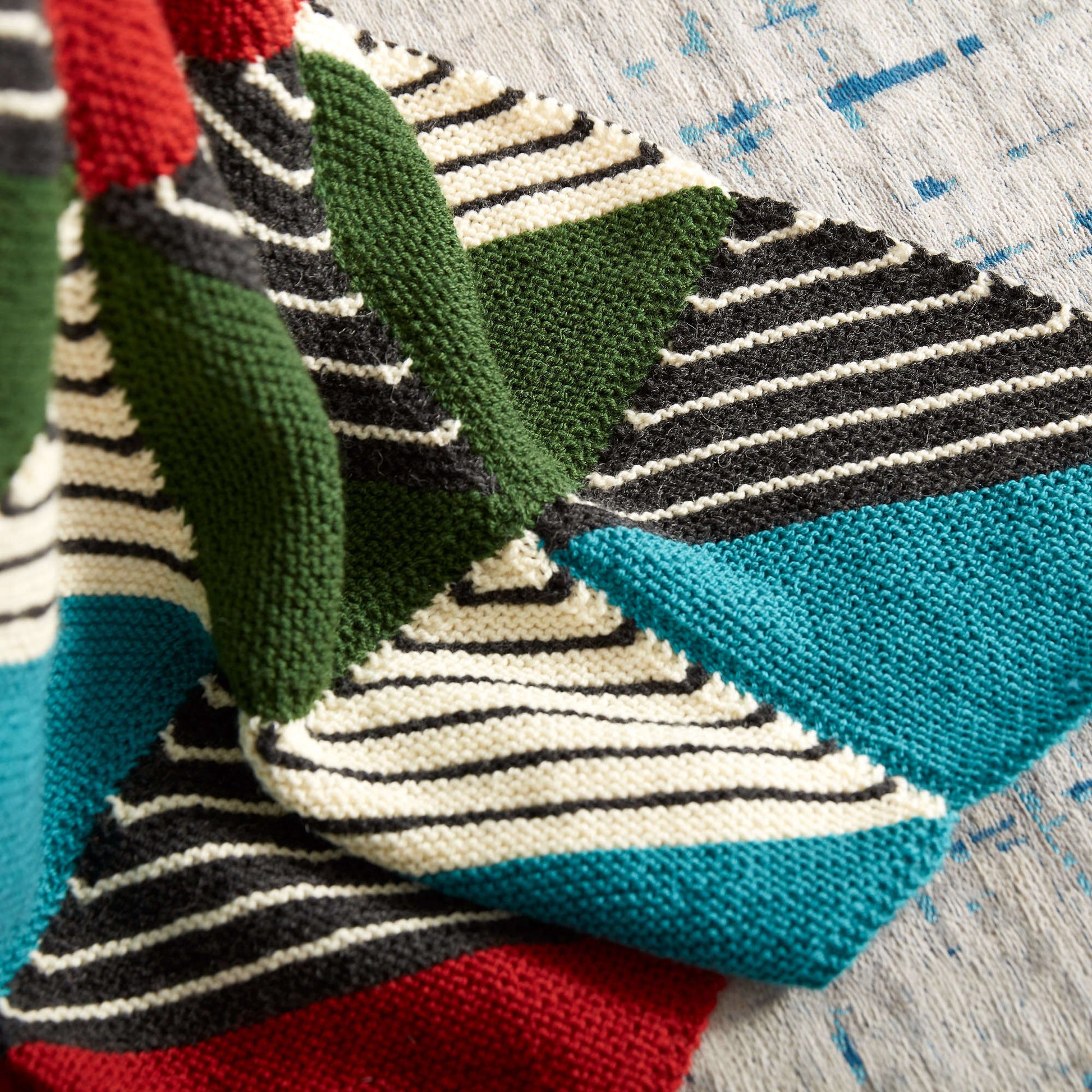 Free Patons Knit Patchwork Blanket Pattern
