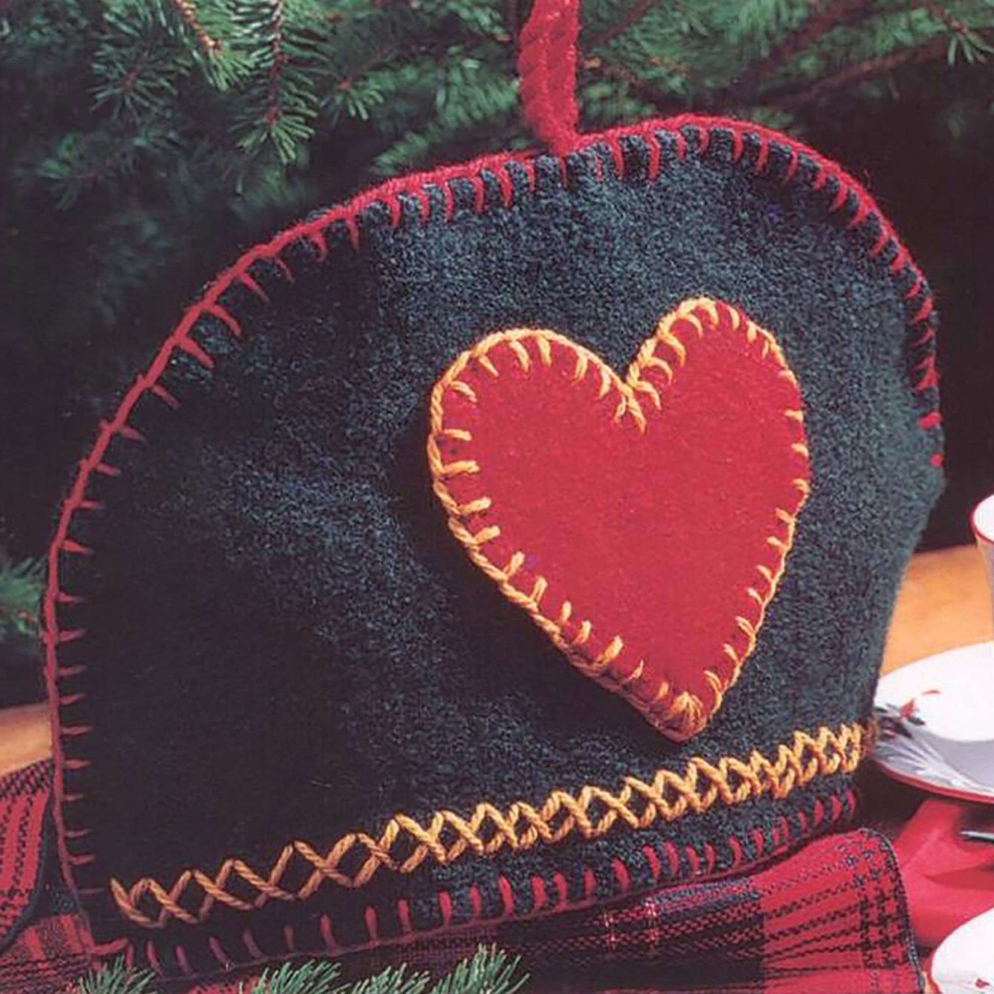 Free Patons Felted Tea Cozy Knit Pattern