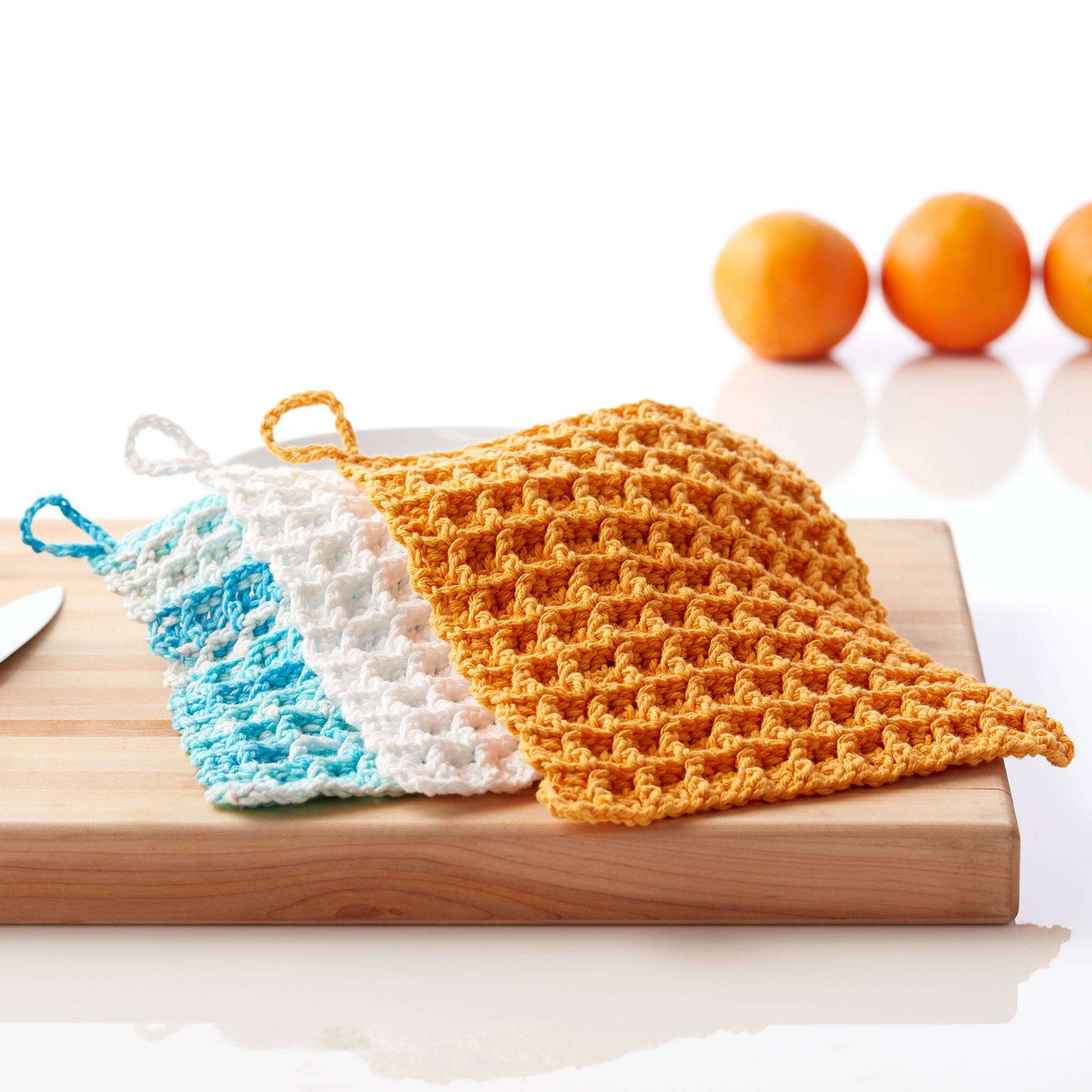 Free Peaches & Crème Crochet Waffle Stitch Dishcloth Pattern