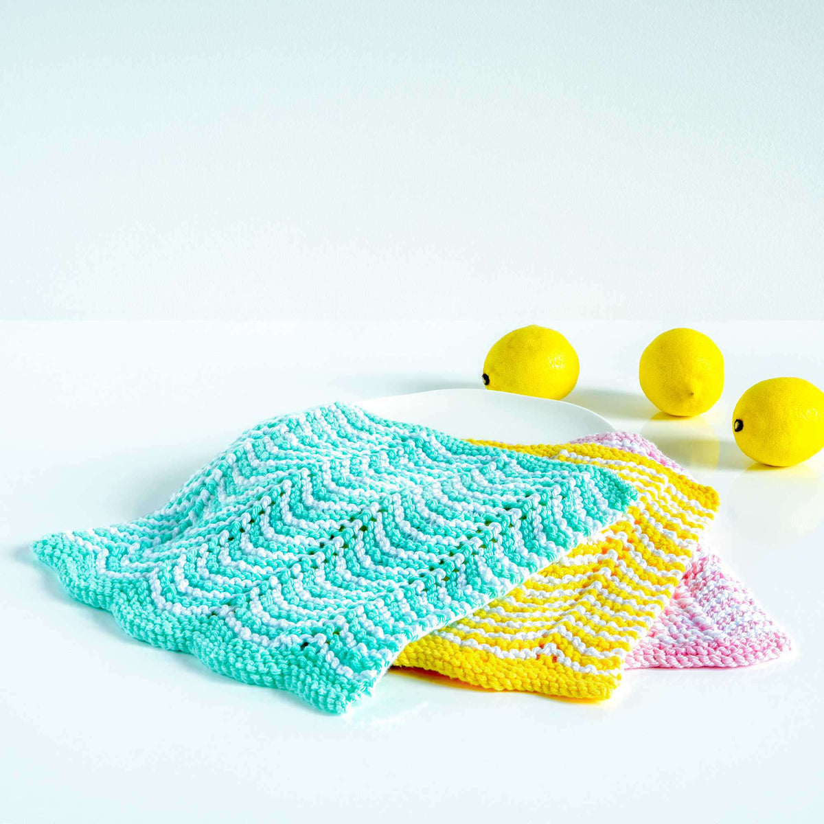 Knit Dishcloth made in Peaches & Crème Solids yarn