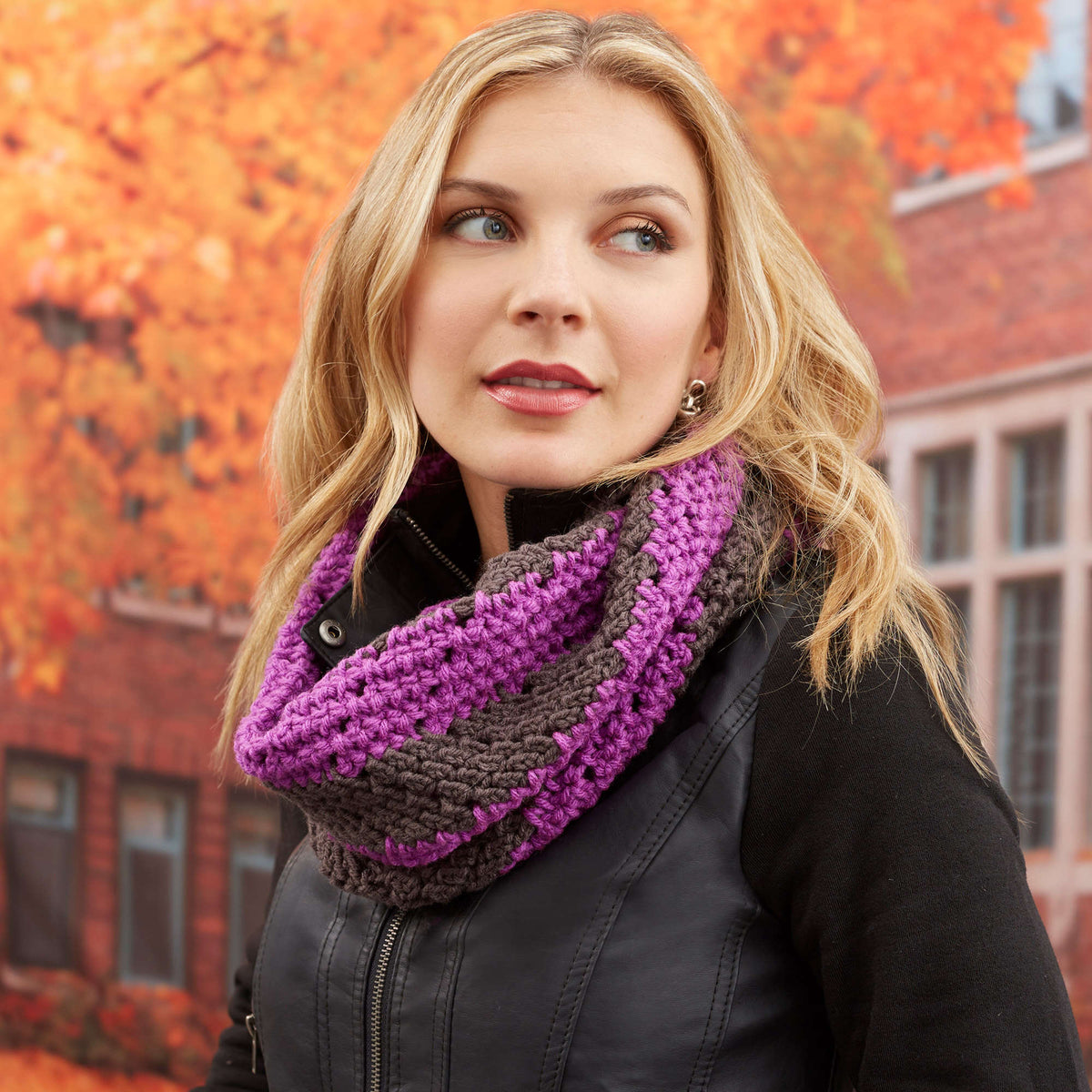 Crochet Cowl made in Red Heart Super Saver Yarn