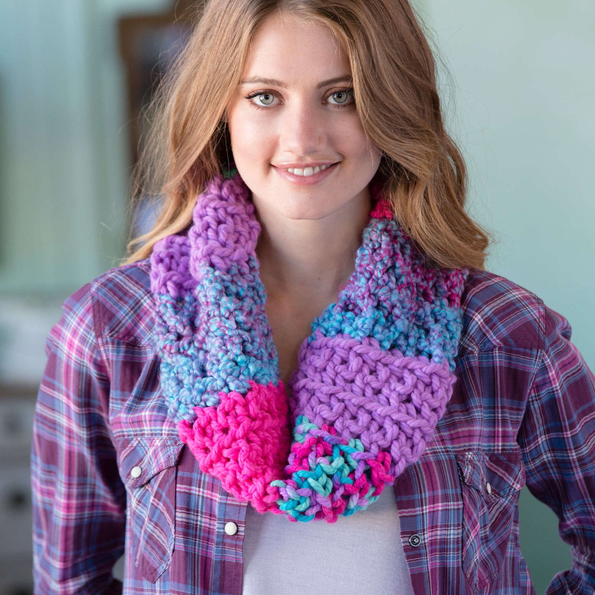 Free Red Heart Uniquely You Party Cowl Crochet Pattern