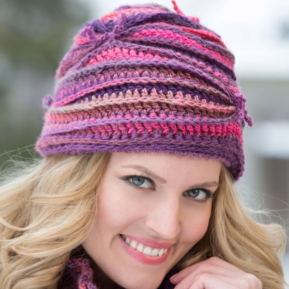Crochet Cowl made in Red Heart Boutique Yarn