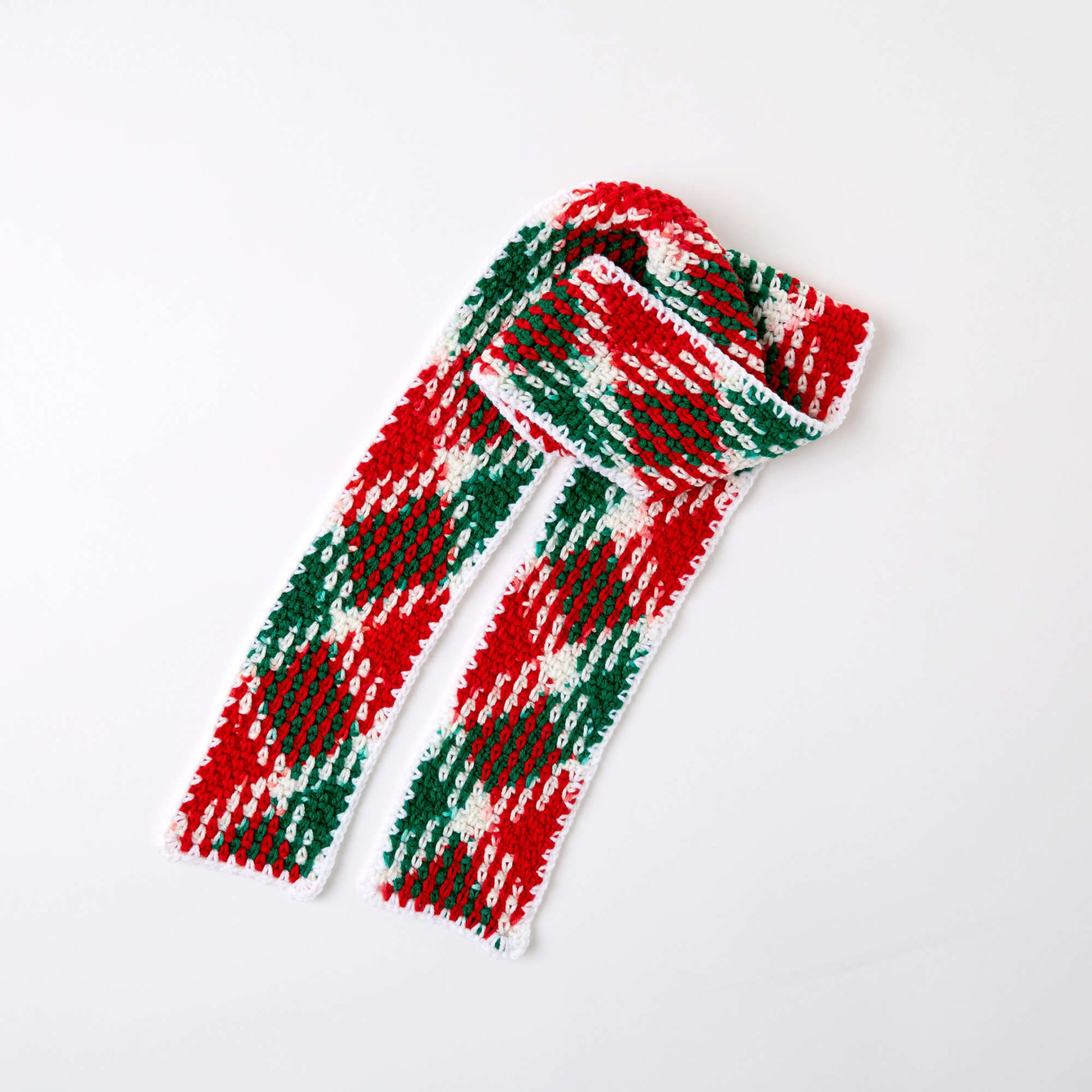 Free Red Heart Planned Pooling Holiday Scarf Pattern