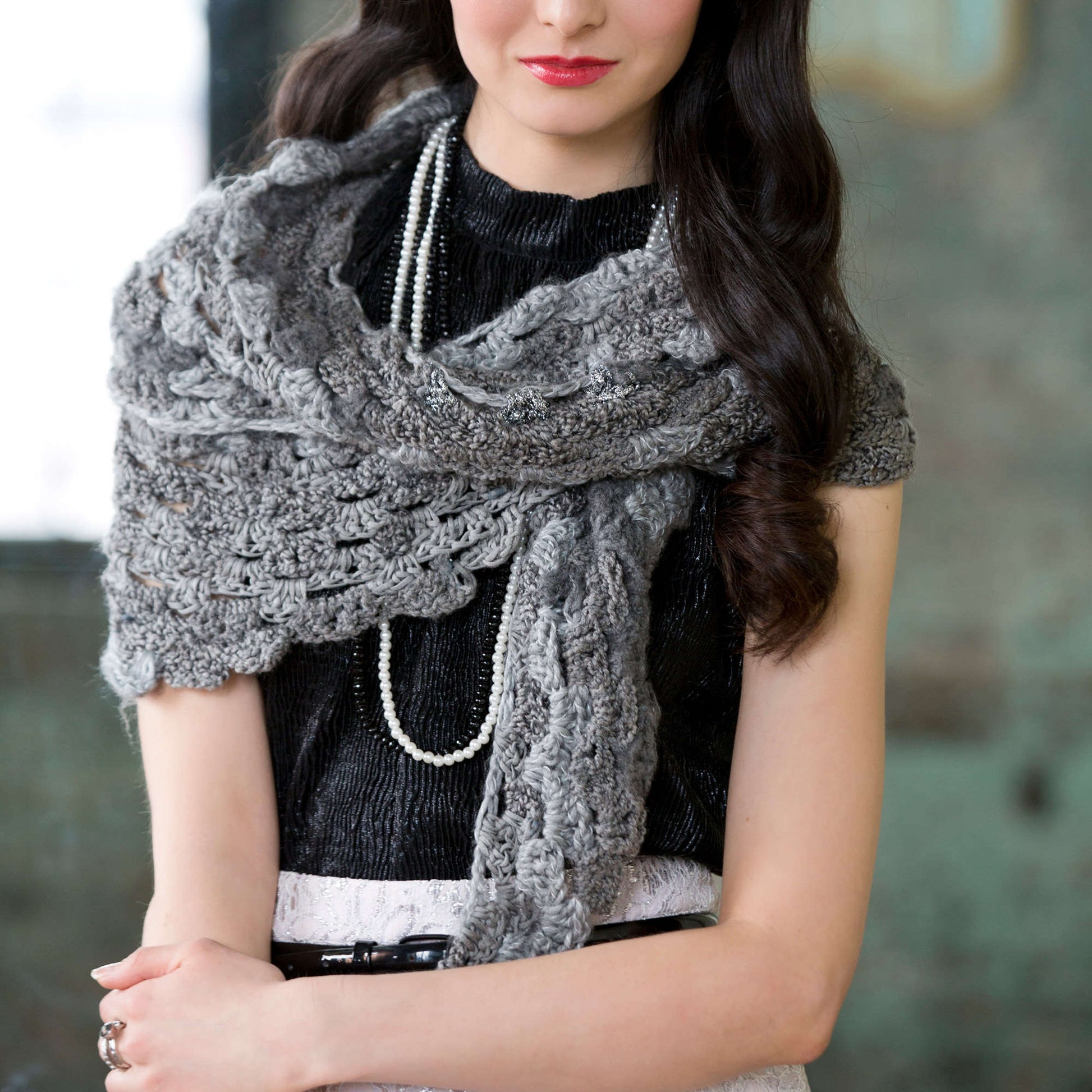 Free Red Heart Crochet Shades Of Grey Scarf Pattern