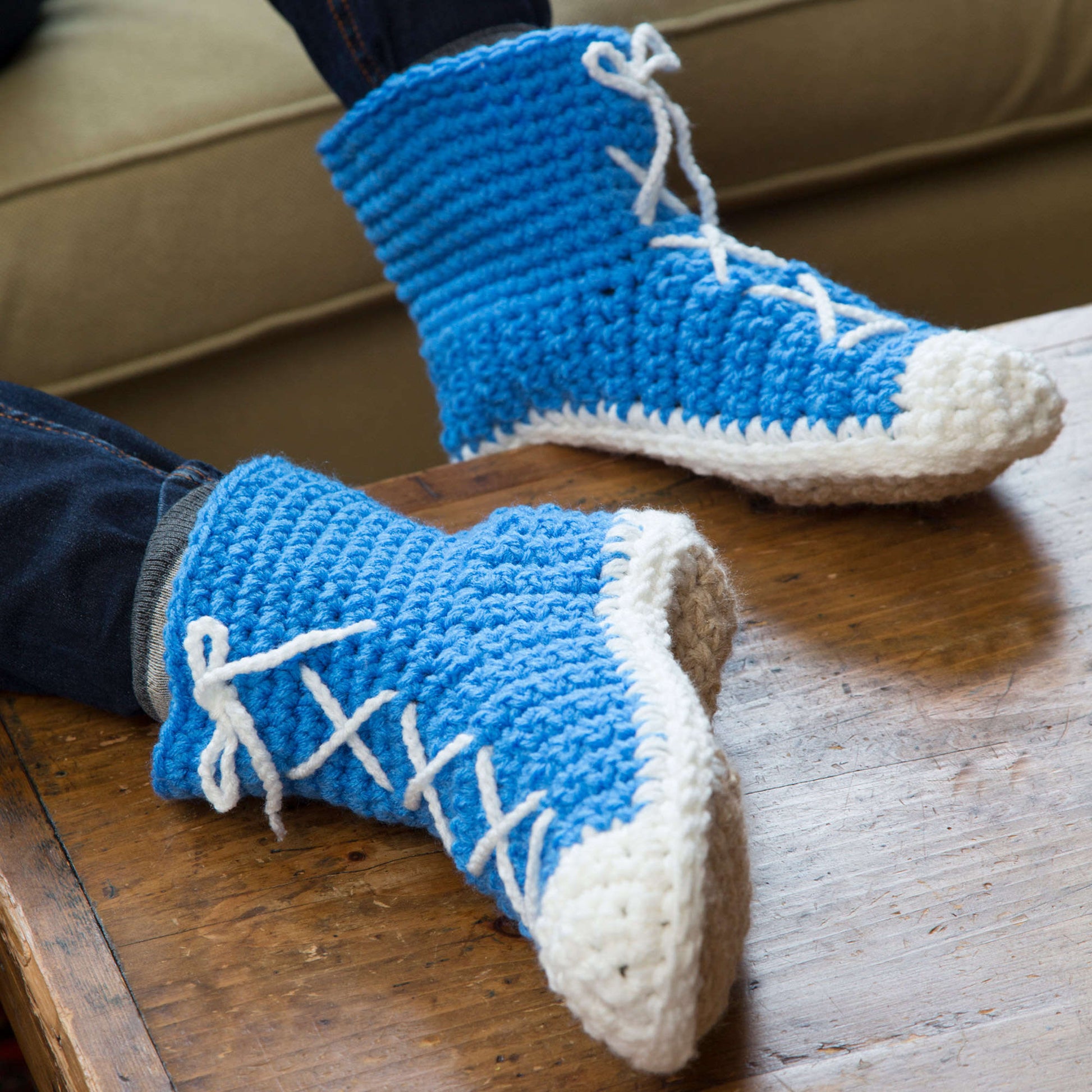 Free Red Heart Hi-Top Slipper Socks Crochet Pattern