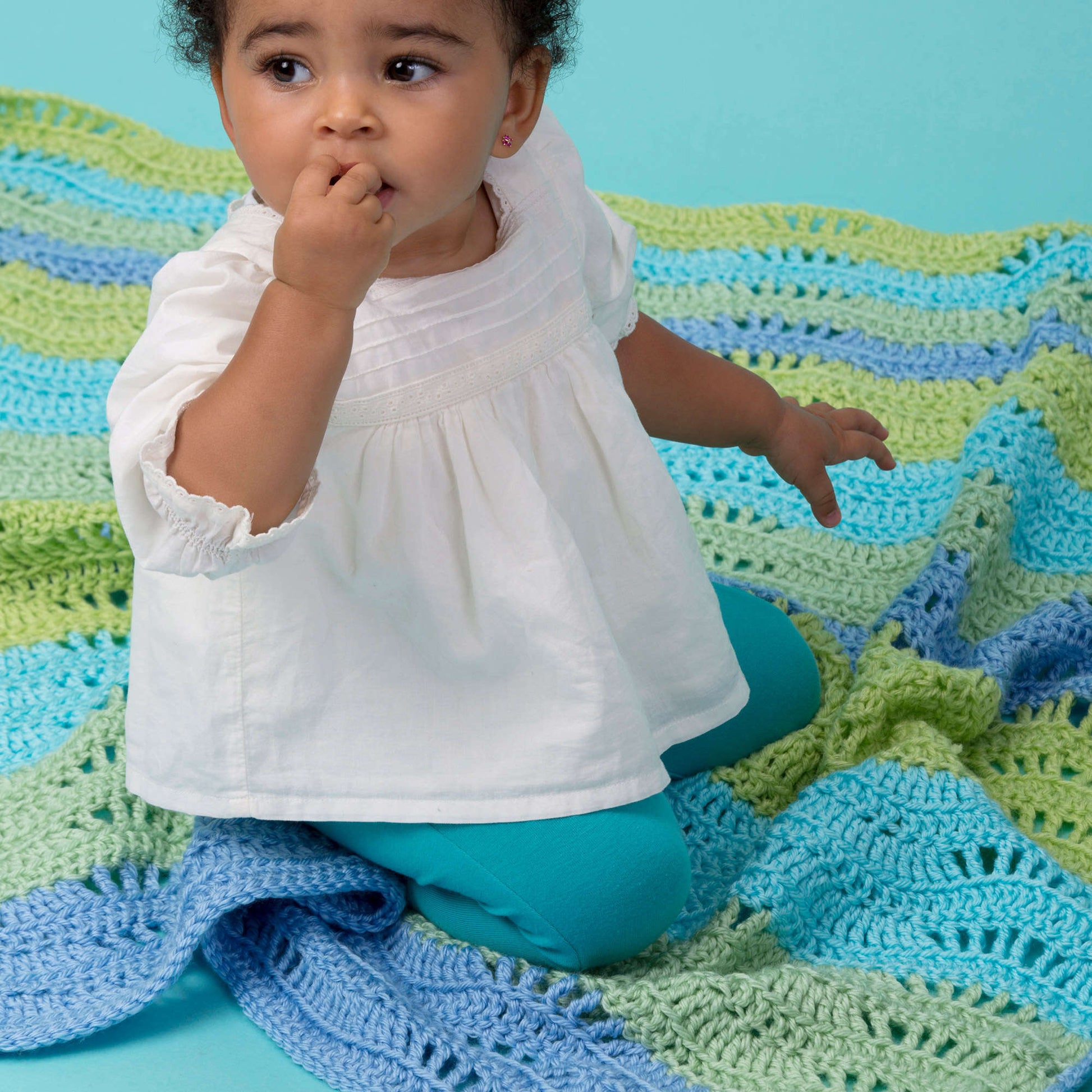 Free Red Heart Cool Breeze Baby Ripple Blanket Crochet Pattern