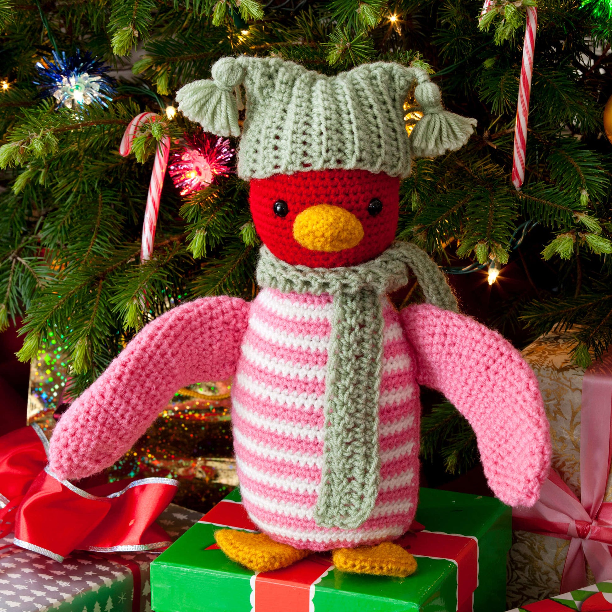 Free Red Heart Huggable Penguin Crochet Pattern