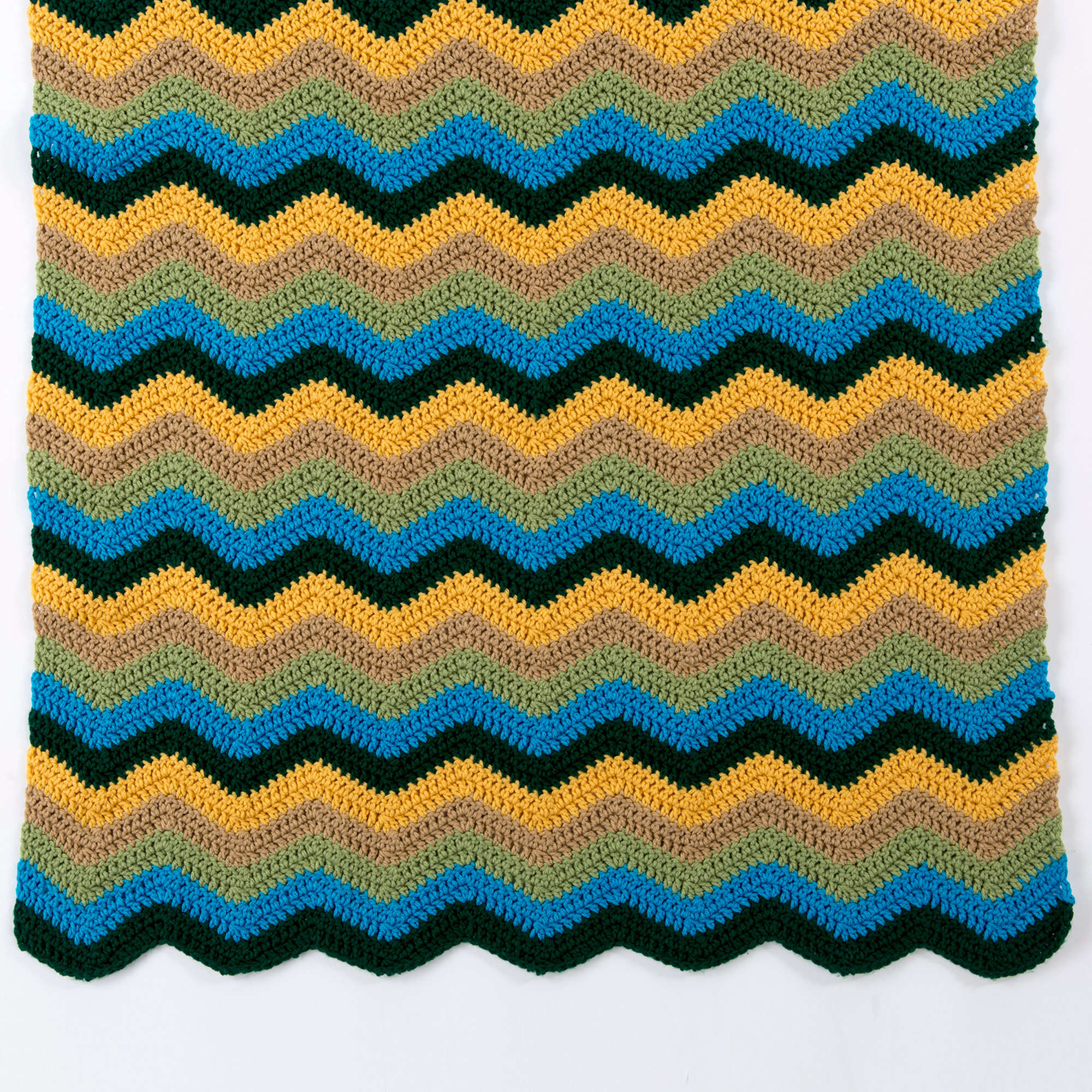 Free Easy Red Heart 5-Color Radiating Ripple Throw Crochet Pattern ...
