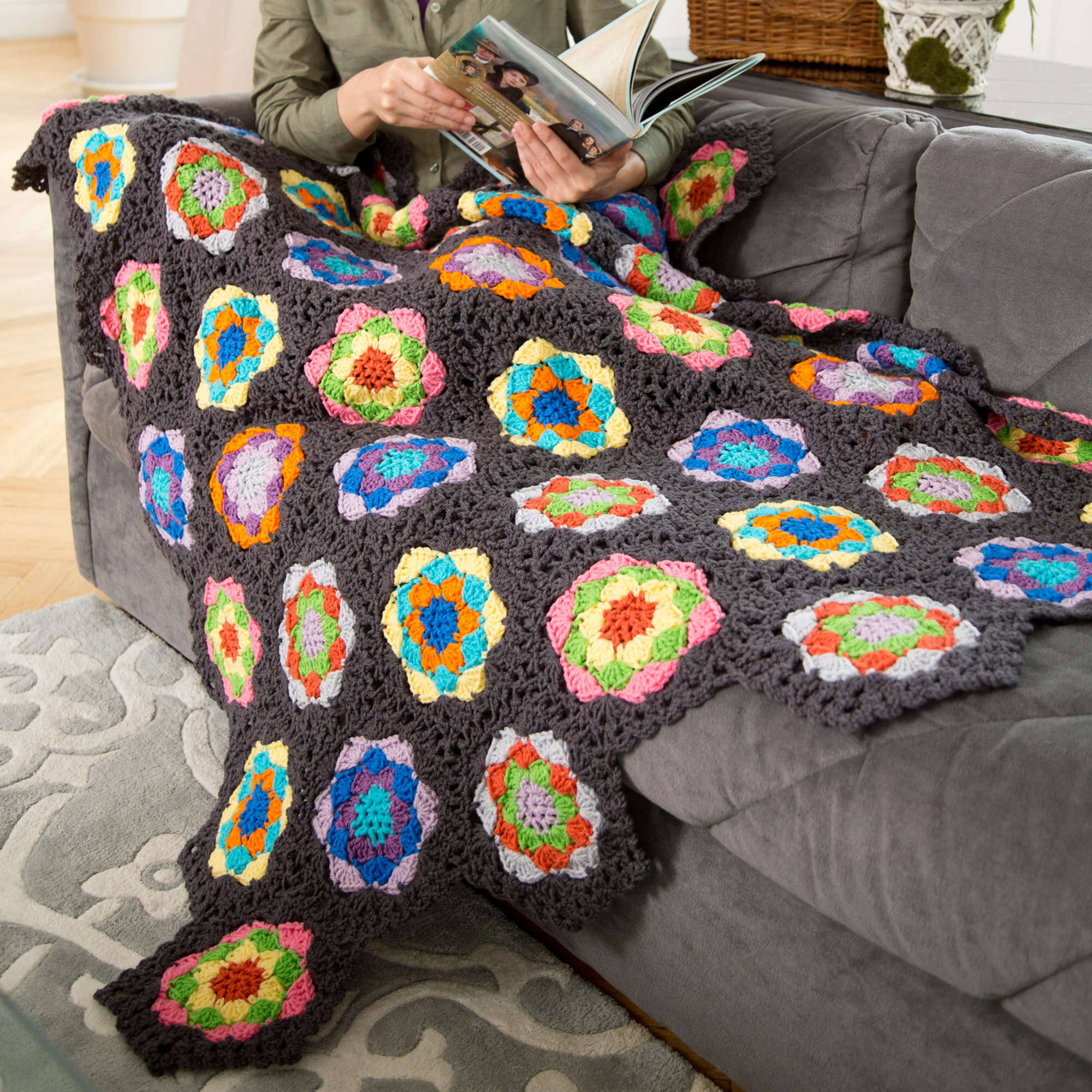 Free Red Heart Kaleidoscope Throw Crochet Pattern | Yarnspirations