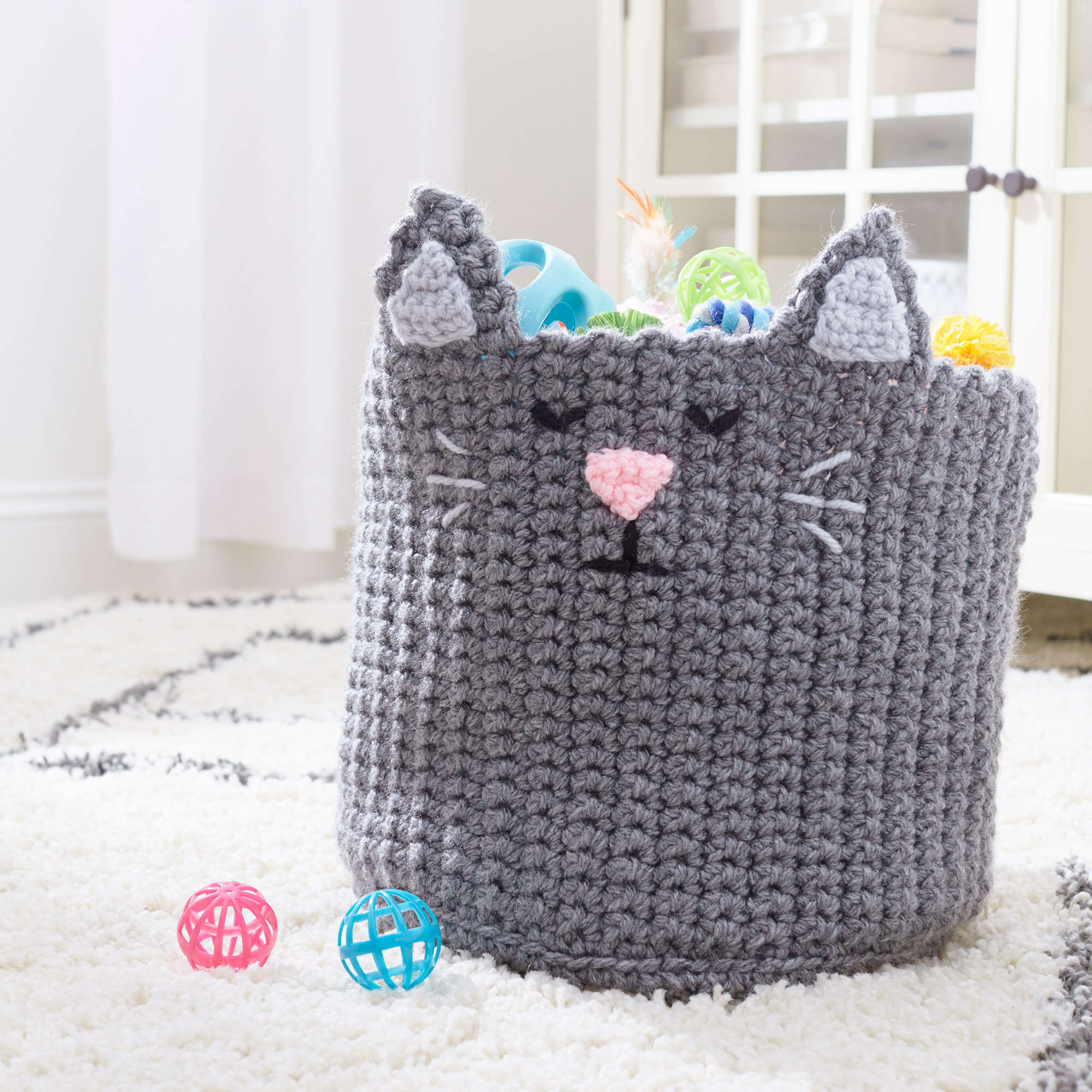 Free Easy Red Heart Kitty Toy Basket Crochet Pattern | Yarnspirations