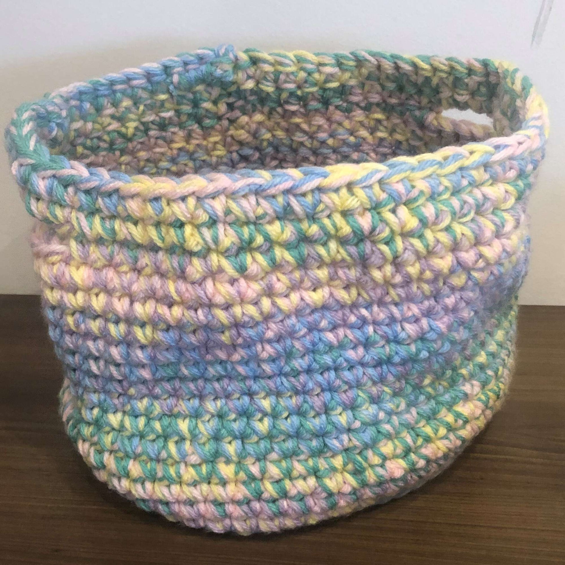 Free Red Heart Color-Block Baskets Pattern